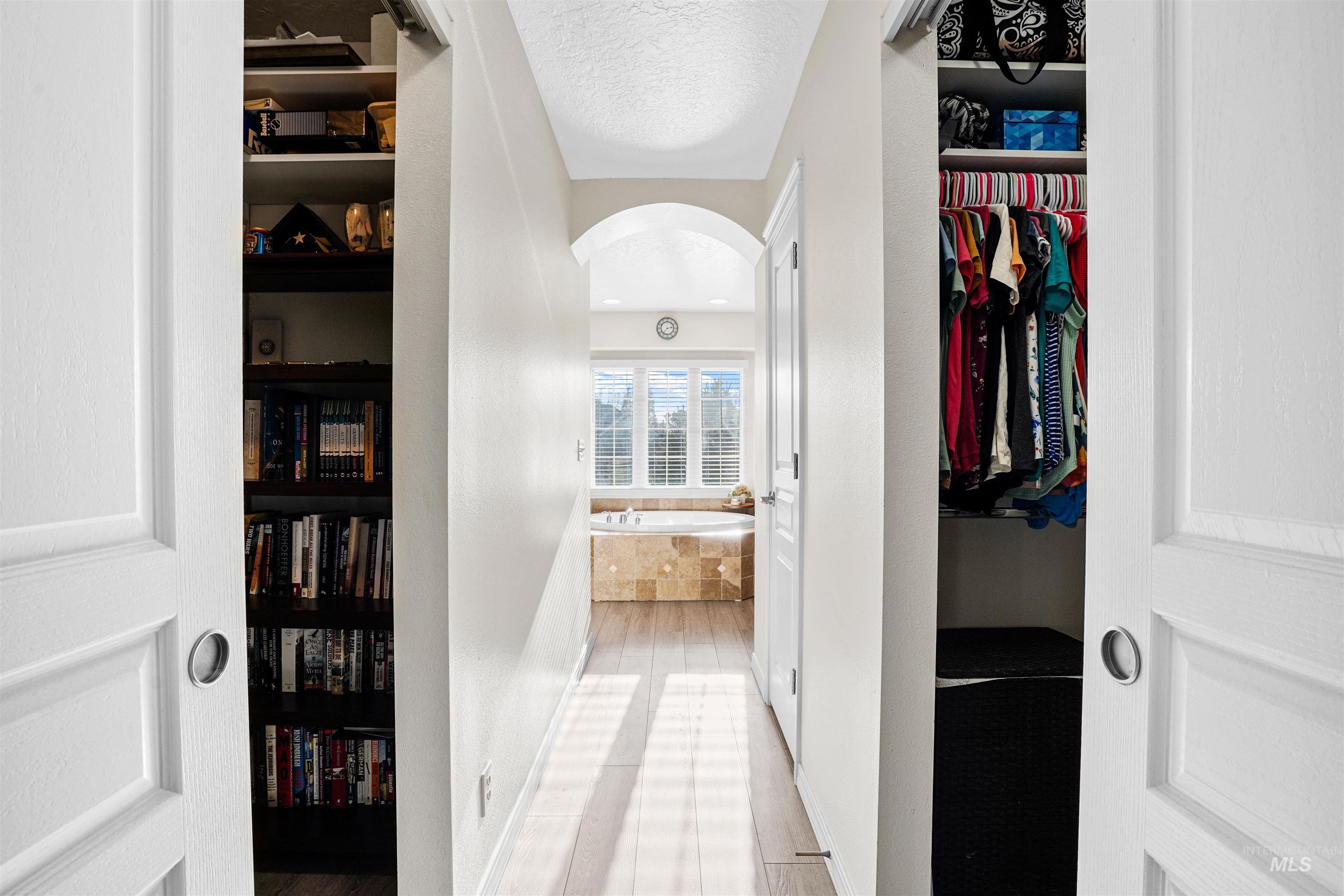 2452 W Astonte Dr, Meridian, Idaho 83646, 4 Bedrooms, 3 Bathrooms, Residential For Sale, Price $695,000,MLS 98969023