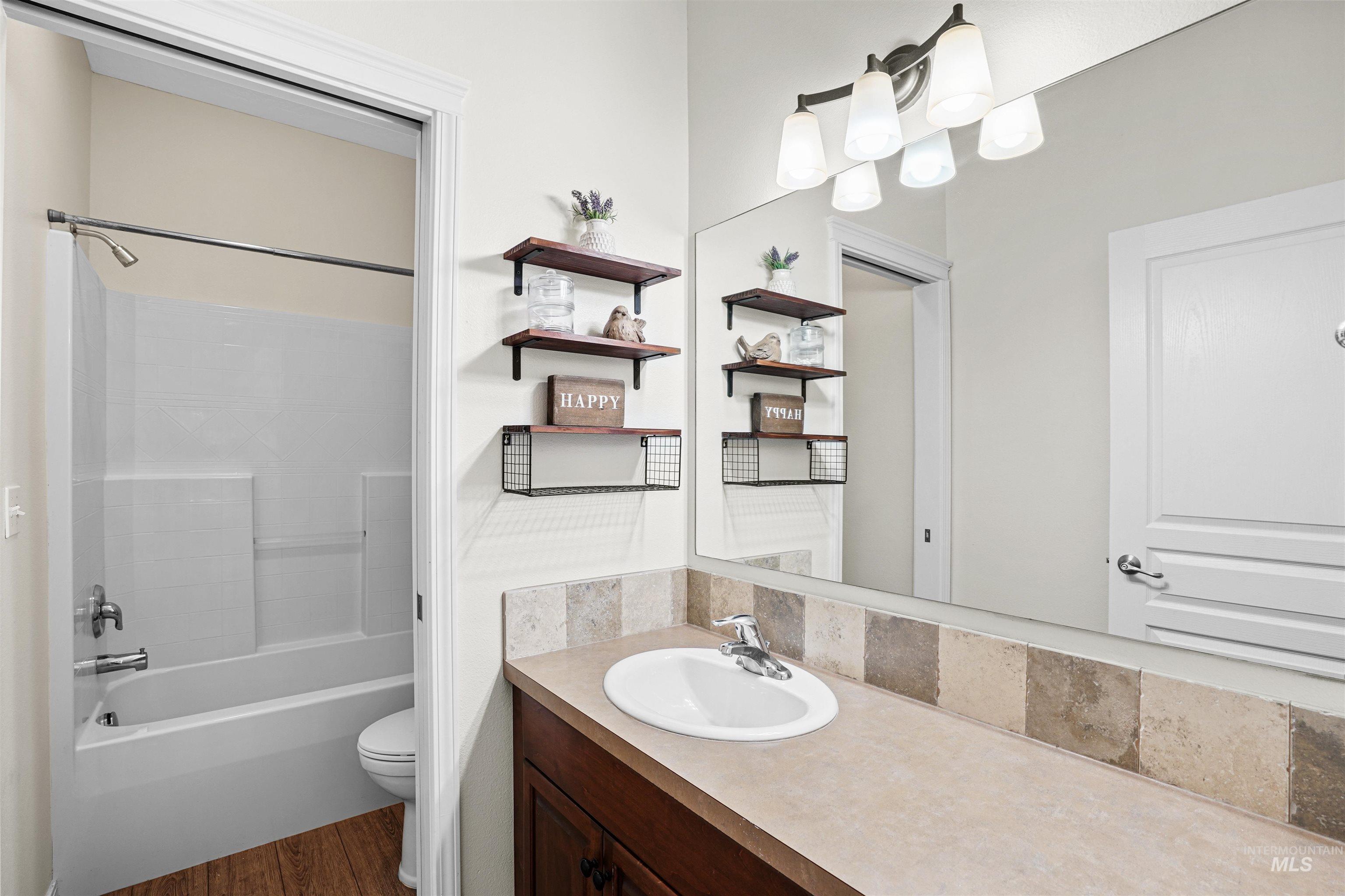 2452 W Astonte Dr, Meridian, Idaho 83646, 4 Bedrooms, 3 Bathrooms, Residential For Sale, Price $695,000,MLS 98969023