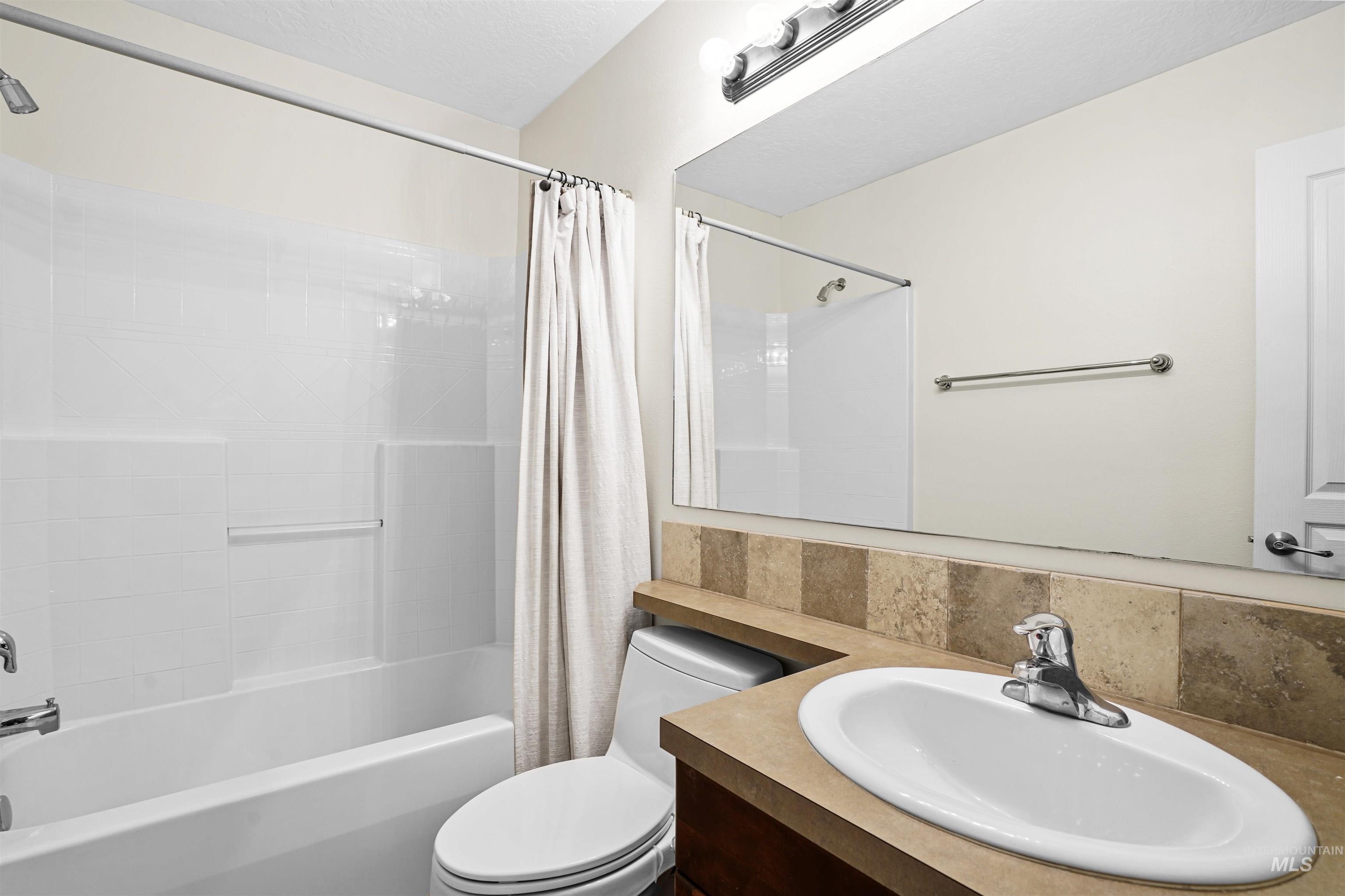 2452 W Astonte Dr, Meridian, Idaho 83646, 4 Bedrooms, 3 Bathrooms, Residential For Sale, Price $695,000,MLS 98969023