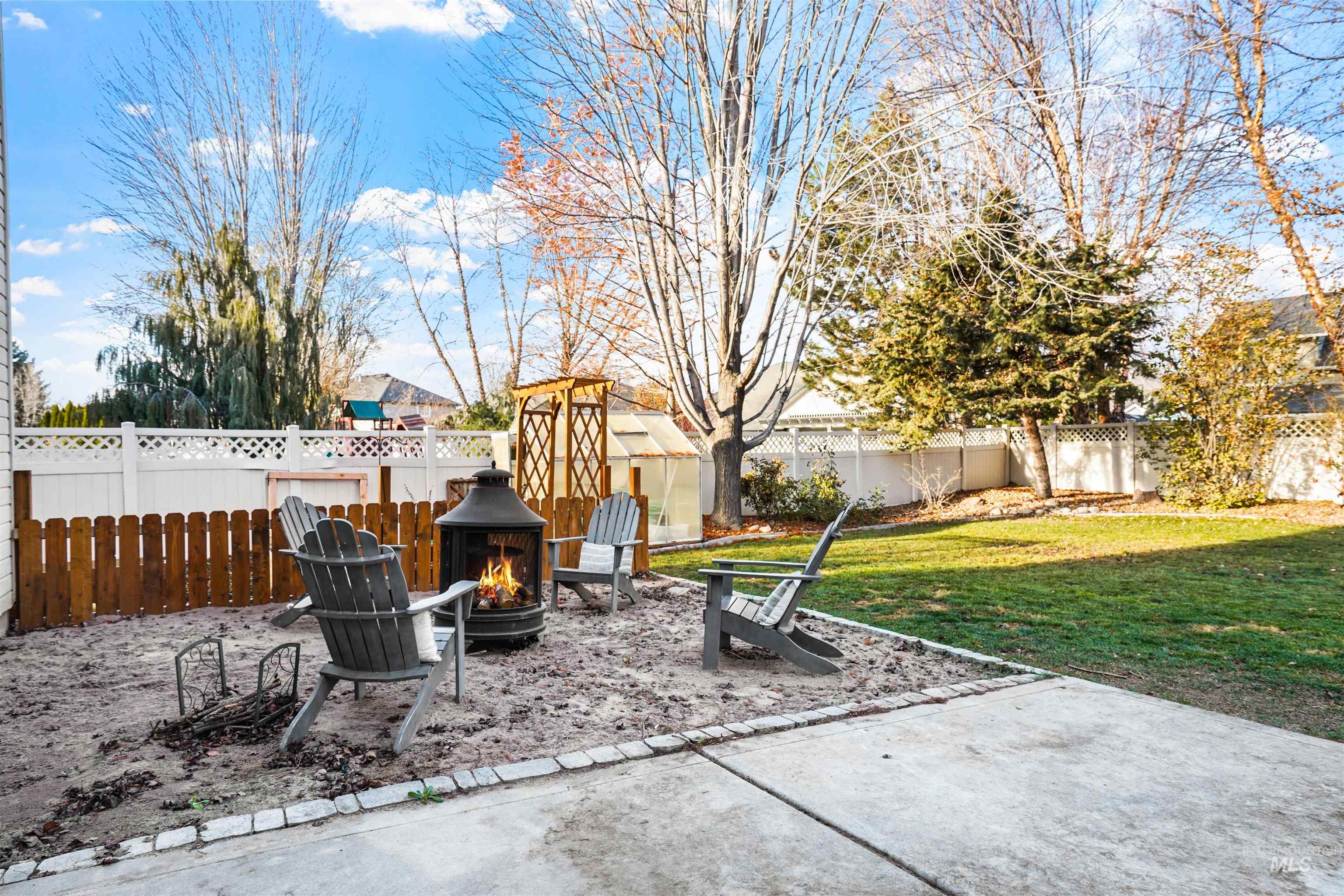 2452 W Astonte Dr, Meridian, Idaho 83646, 4 Bedrooms, 3 Bathrooms, Residential For Sale, Price $695,000,MLS 98969023