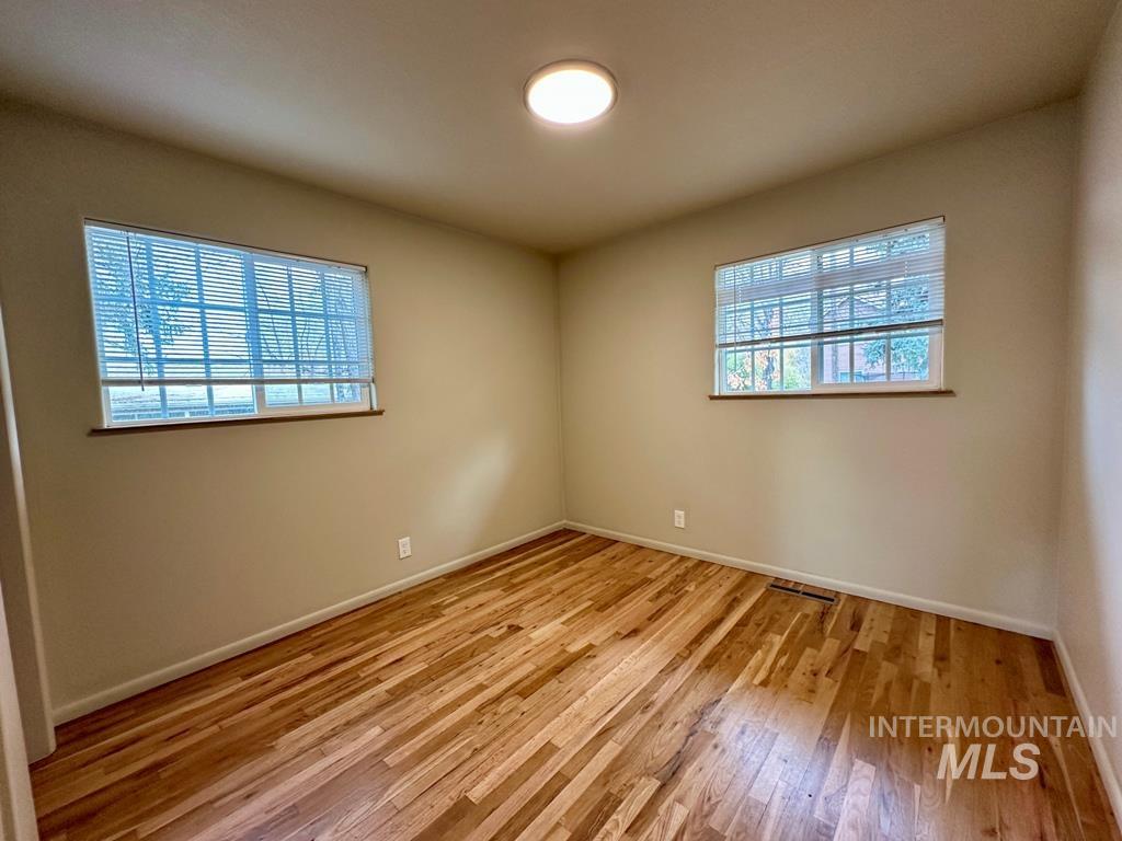 2214-2216 S Hervey, Boise, Idaho 83705-4074, 5 Bedrooms, 2.5 Bathrooms, Residential Income For Sale, Price $875,000, 98969025