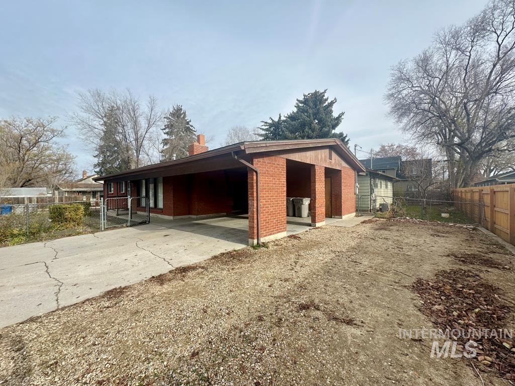 2214-2216 S Hervey, Boise, Idaho 83705-4074, 5 Bedrooms, 2.5 Bathrooms, Residential Income For Sale, Price $875,000, 98969025