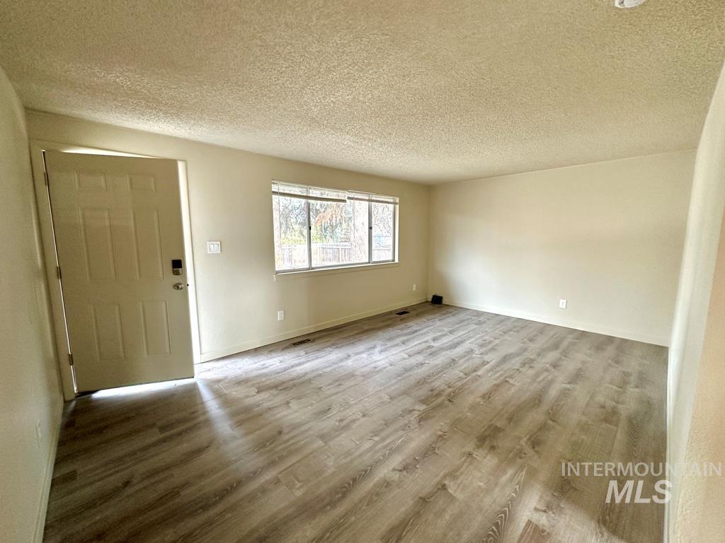 2214-2216 S Hervey, Boise, Idaho 83705-4074, 5 Bedrooms, 2.5 Bathrooms, Residential Income For Sale, Price $875,000, 98969025