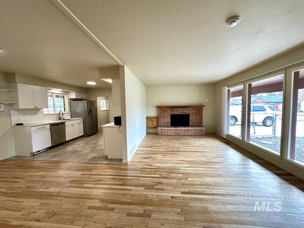 2214-2216 S Hervey, Boise, Idaho 83705-4074, 5 Bedrooms, 2.5 Bathrooms, Residential Income For Sale, Price $875,000, 98969025