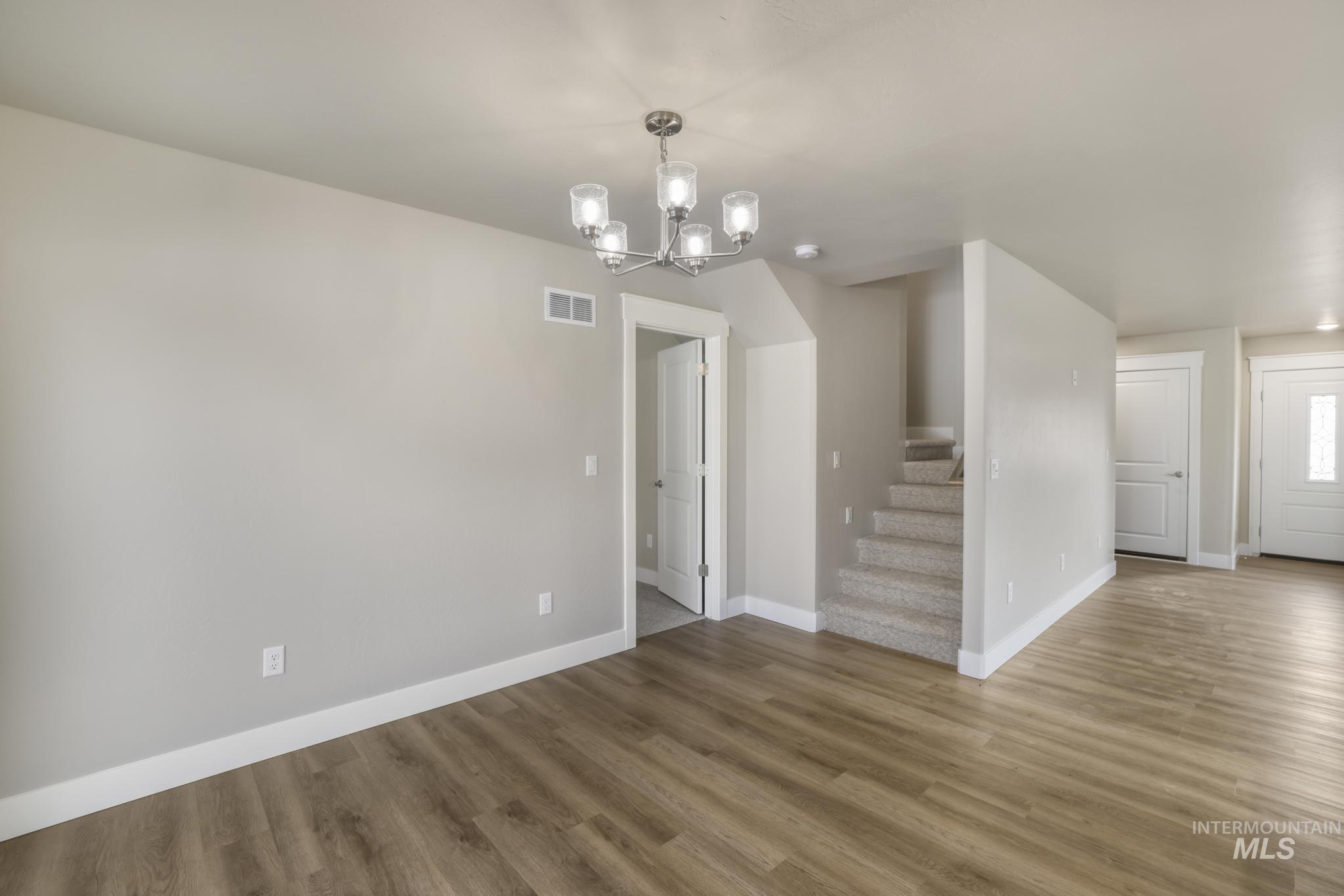 812 Jack Ave, Jerome, Idaho 83338, 4 Bedrooms, 2.5 Bathrooms, Residential For Sale, Price $359,900,MLS 98969028