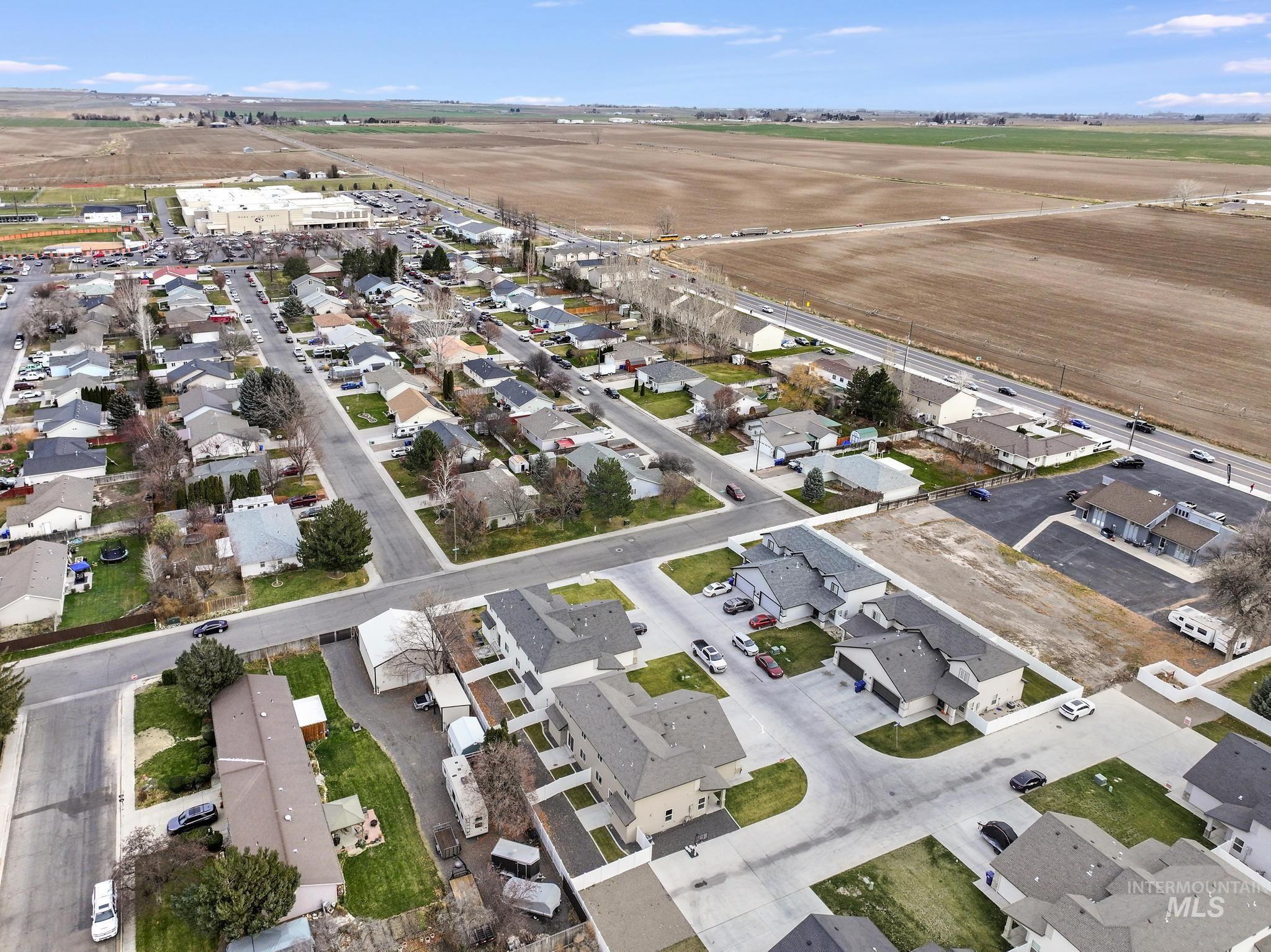 812 Jack Ave, Jerome, Idaho 83338, 4 Bedrooms, 2.5 Bathrooms, Residential For Sale, Price $359,900,MLS 98969028