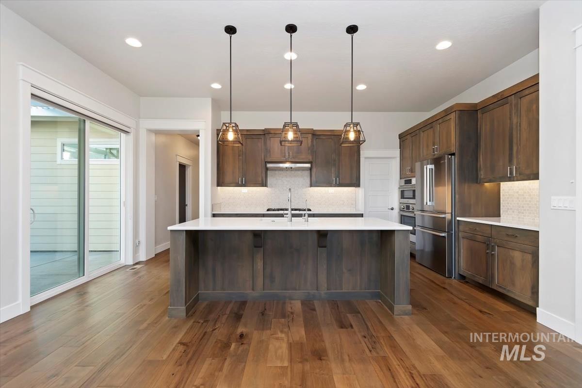 6230 N Bolsena Ln, Meridian, Idaho 83646-7601, 2 Bedrooms, 2 Bathrooms, Residential For Sale, Price $609,000,MLS 98969029