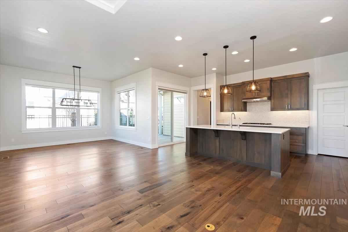 6230 N Bolsena Ln, Meridian, Idaho 83646-7601, 2 Bedrooms, 2 Bathrooms, Residential For Sale, Price $609,000,MLS 98969029