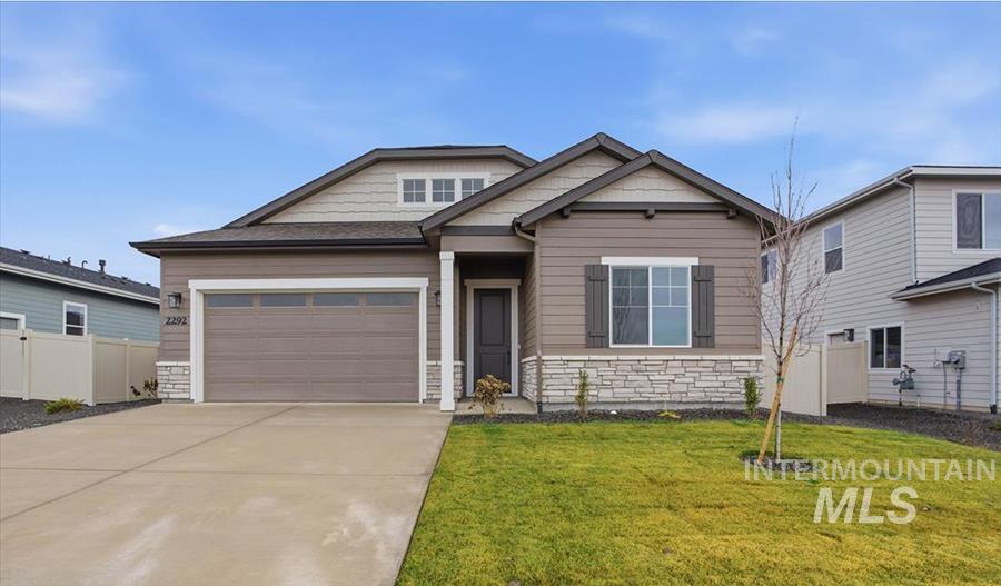 2292 N Ice Fire Ave, Star, Idaho 83669, 3 Bedrooms, 2 Bathrooms, Residential For Sale, Price $539,990,MLS 98969034