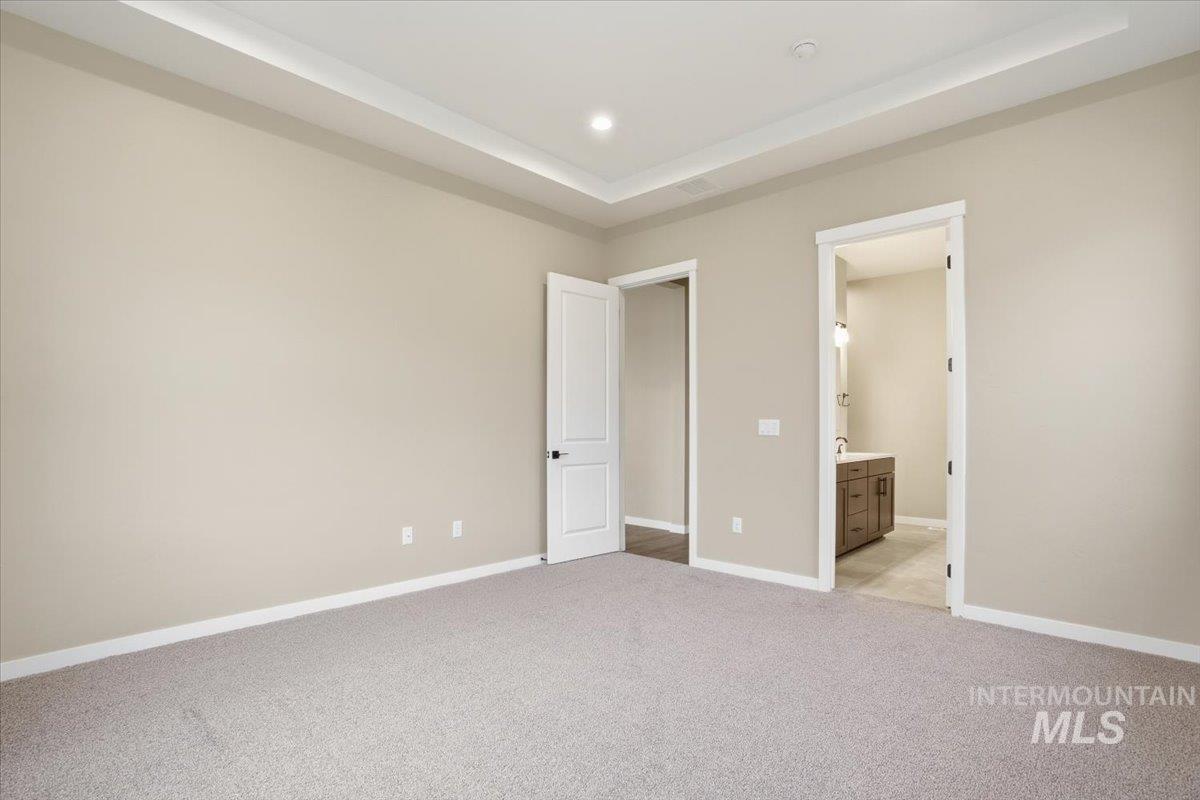 2292 N Ice Fire Ave, Star, Idaho 83669, 3 Bedrooms, 2 Bathrooms, Residential For Sale, Price $559,990,MLS 98969034