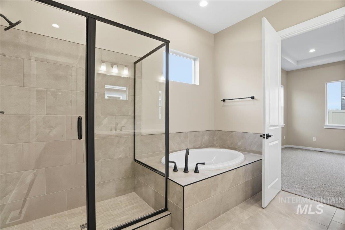 2292 N Ice Fire Ave, Star, Idaho 83669, 3 Bedrooms, 2 Bathrooms, Residential For Sale, Price $559,990,MLS 98969034