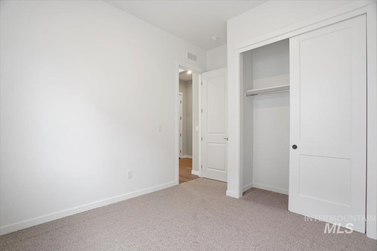 2292 N Ice Fire Ave, Star, Idaho 83669, 3 Bedrooms, 2 Bathrooms, Residential For Sale, Price $559,990,MLS 98969034