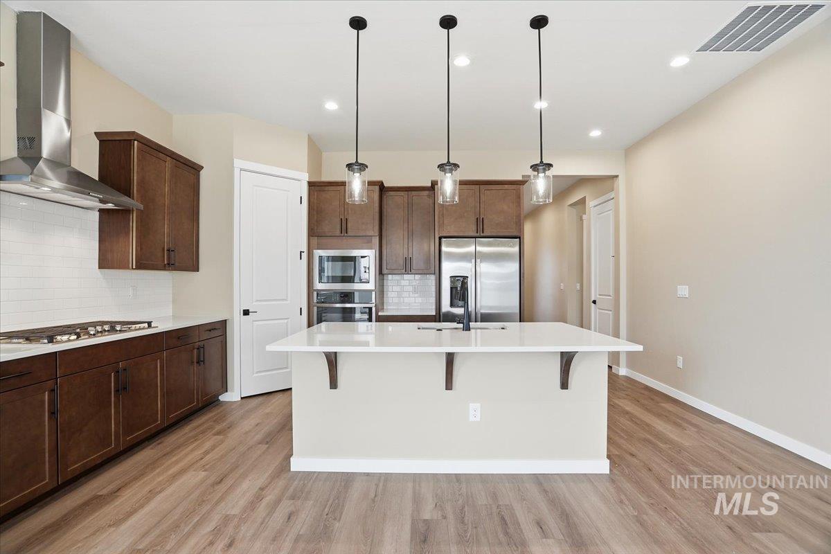 2292 N Ice Fire Ave, Star, Idaho 83669, 3 Bedrooms, 2 Bathrooms, Residential For Sale, Price $559,990,MLS 98969034