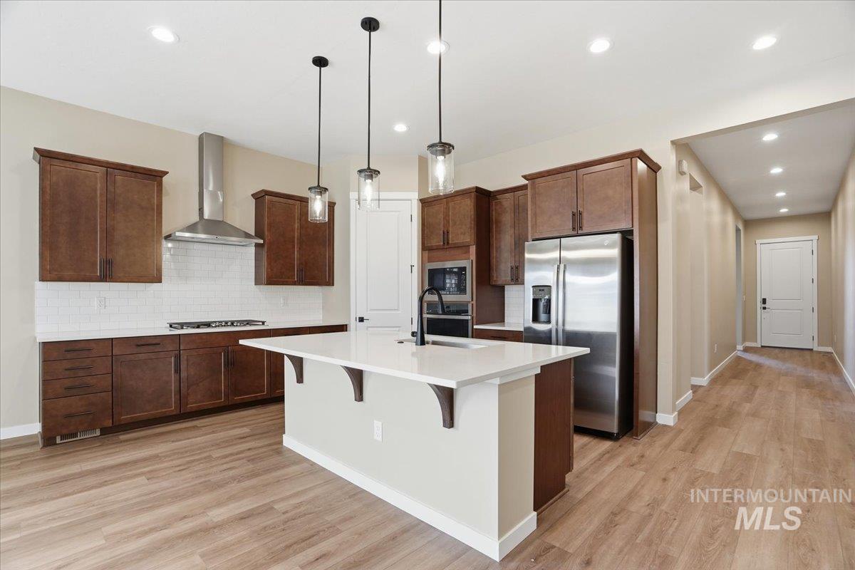 2292 N Ice Fire Ave, Star, Idaho 83669, 3 Bedrooms, 2 Bathrooms, Residential For Sale, Price $559,990,MLS 98969034