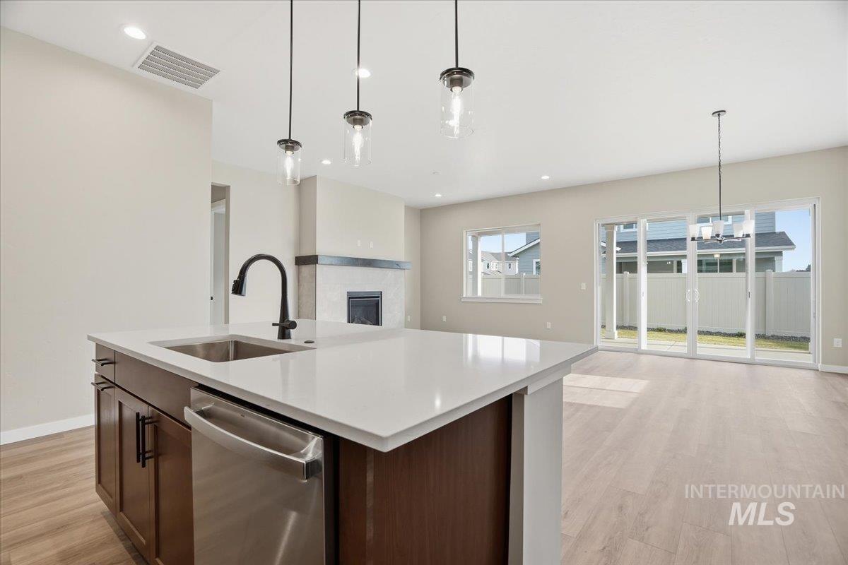 2292 N Ice Fire Ave, Star, Idaho 83669, 3 Bedrooms, 2 Bathrooms, Residential For Sale, Price $559,990,MLS 98969034