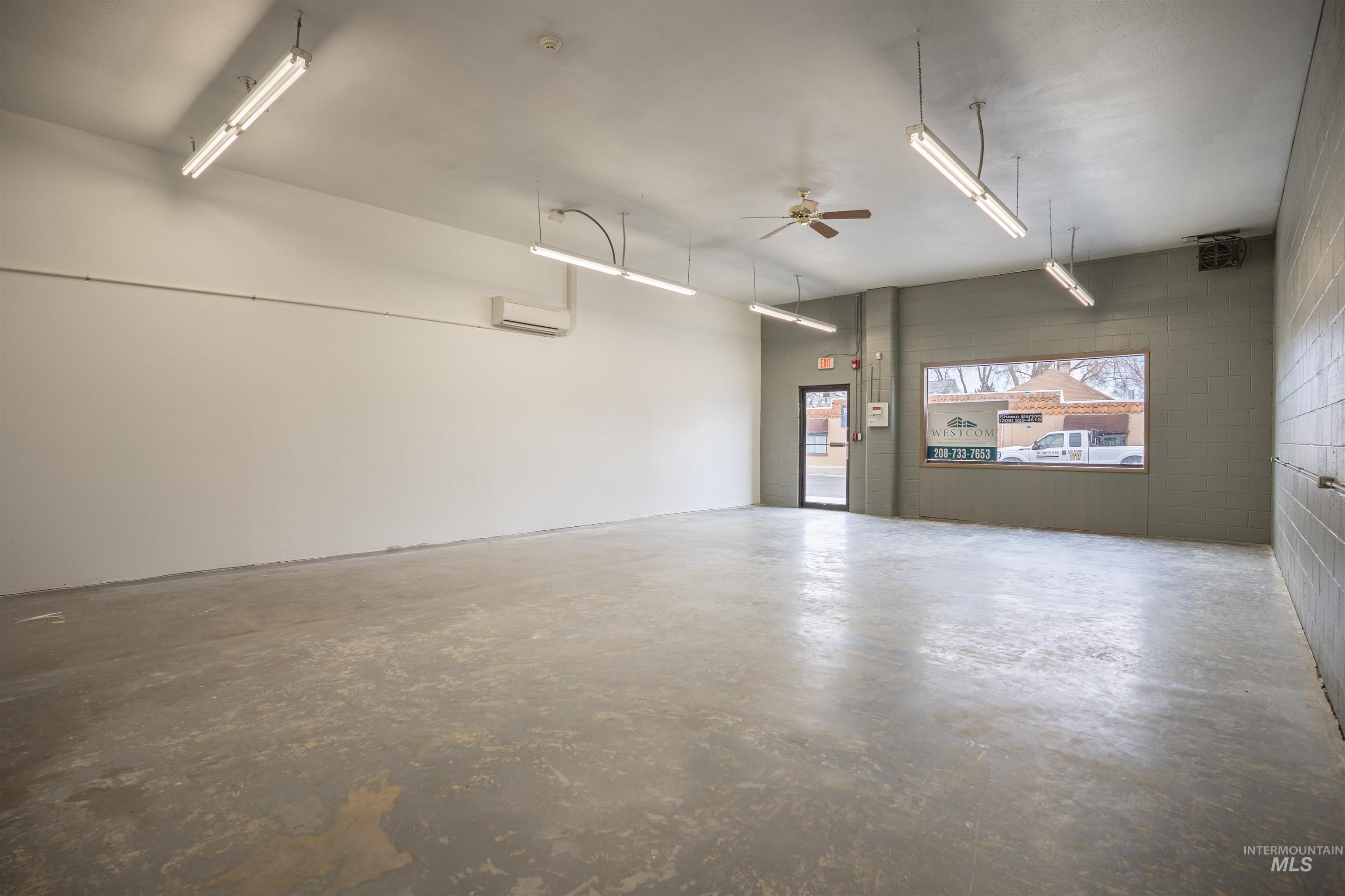 339 4th Ave W, Twin Falls, Idaho 83301, 2 Rooms, Business/Commercial For Sale, Price $19,800,MLS 98969036