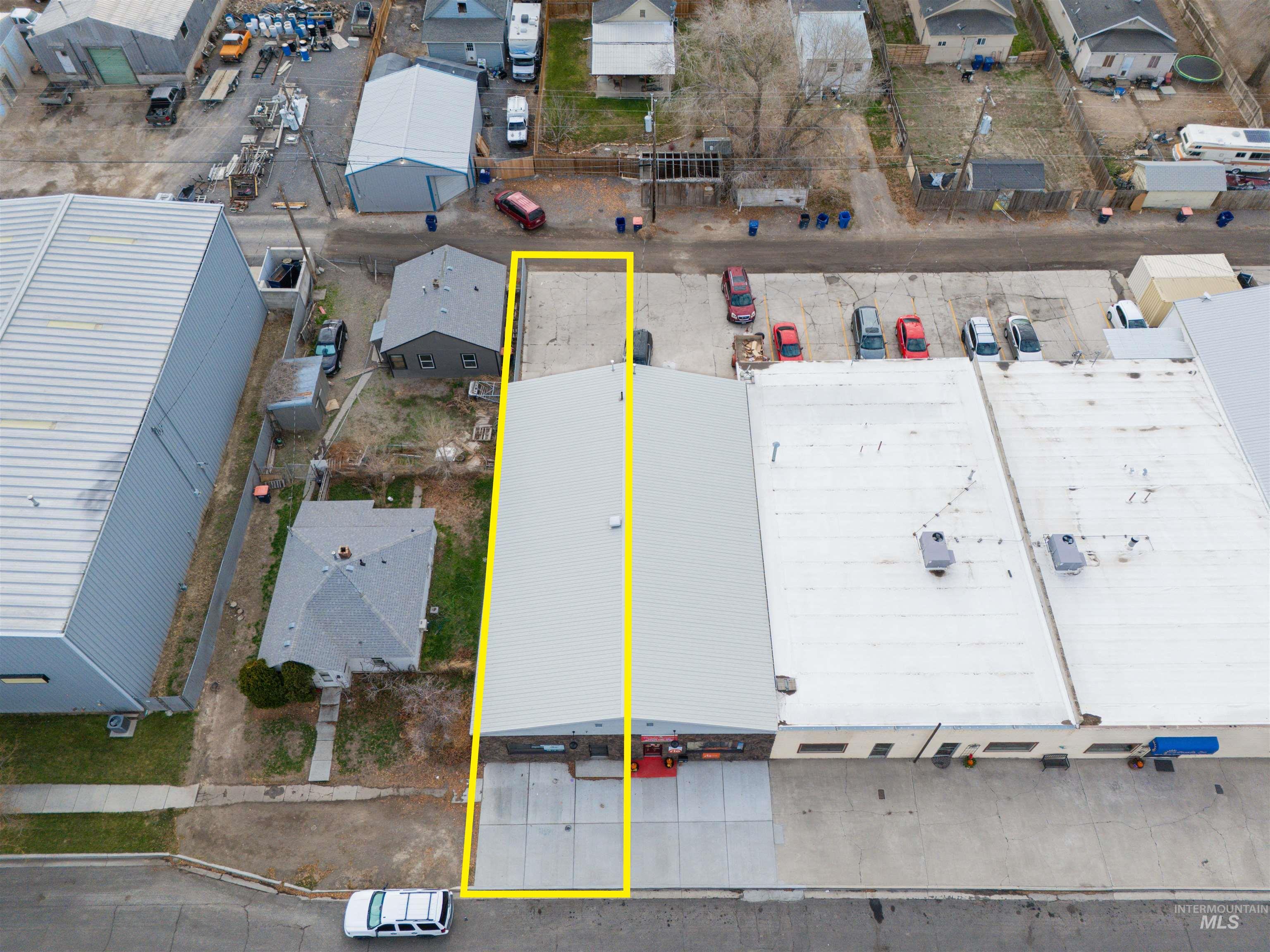 339 4th Ave W, Twin Falls, Idaho 83301, 2 Rooms, Business/Commercial For Sale, Price $19,800,MLS 98969036