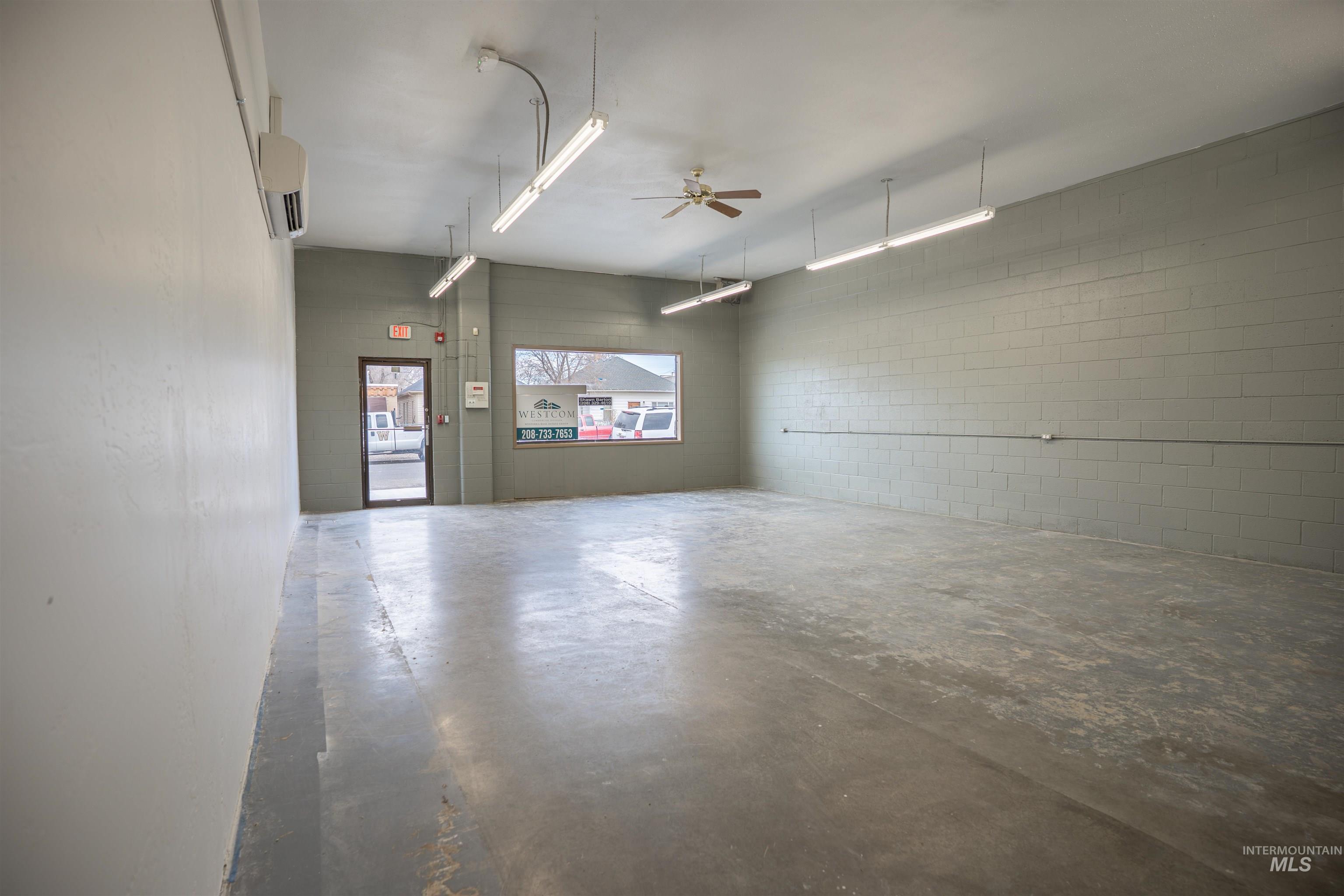 339 4th Ave W, Twin Falls, Idaho 83301, 2 Rooms, Business/Commercial For Sale, Price $19,800,MLS 98969036