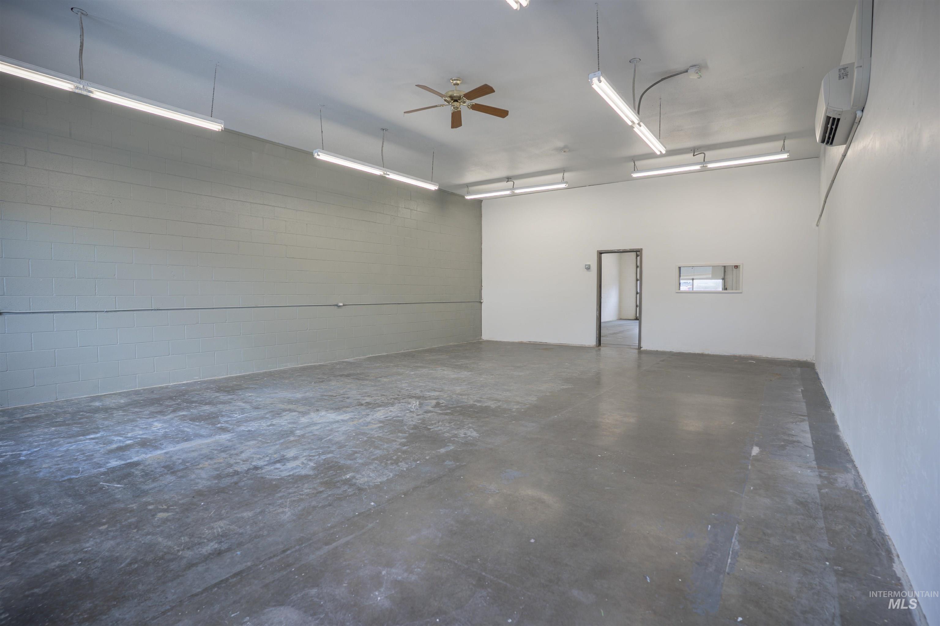 339 4th Ave W, Twin Falls, Idaho 83301, 2 Rooms, Business/Commercial For Sale, Price $19,800,MLS 98969036