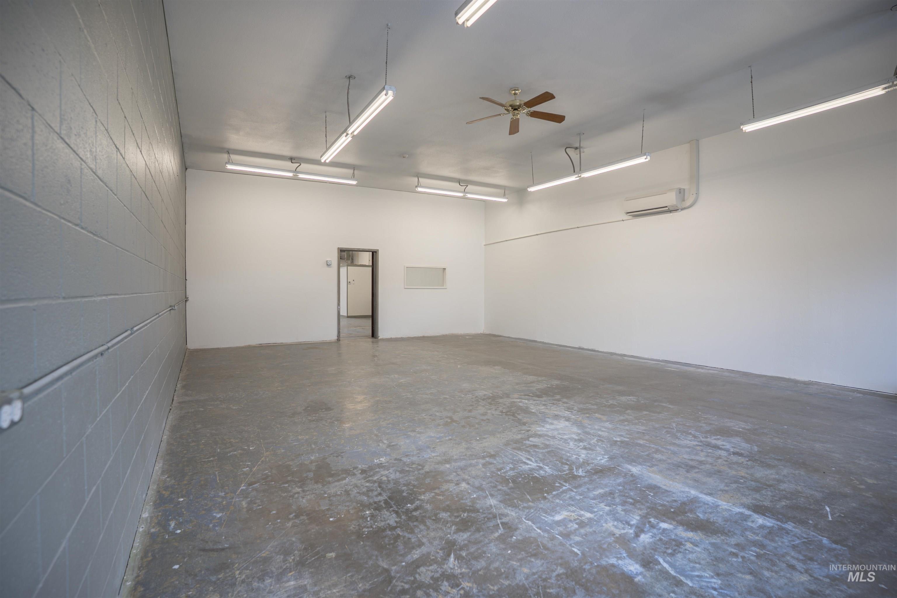 339 4th Ave W, Twin Falls, Idaho 83301, 2 Rooms, Business/Commercial For Sale, Price $19,800,MLS 98969036