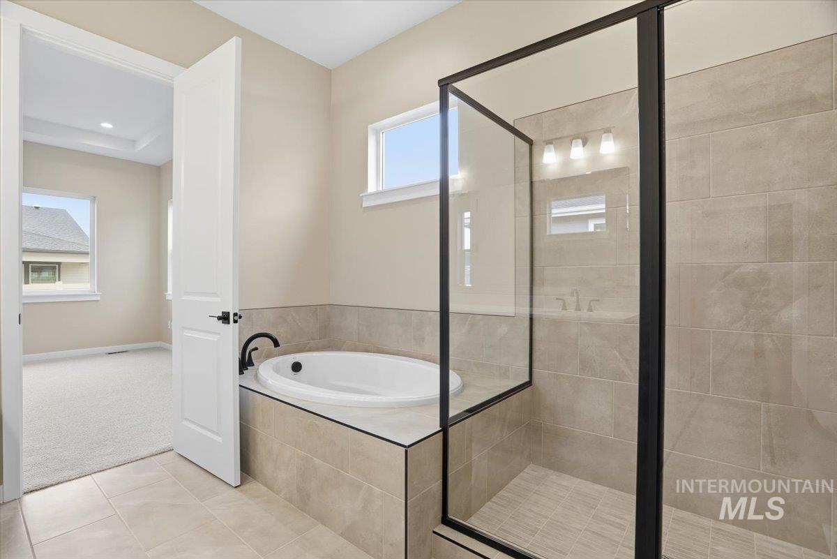 2309 N Ice Fire Ave, Star, Idaho 83669, 3 Bedrooms, 2 Bathrooms, Residential For Sale, Price $554,990,MLS 98969037