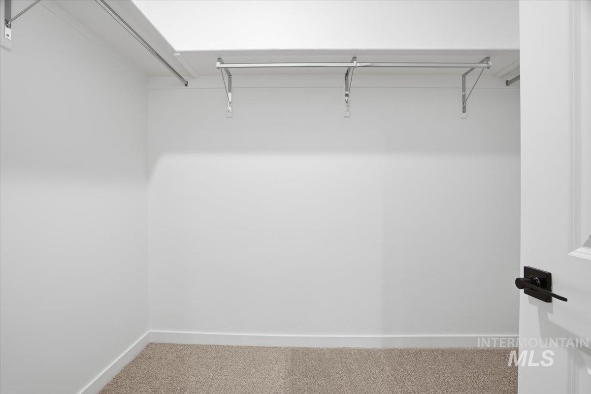 2309 N Ice Fire Ave, Star, Idaho 83669, 3 Bedrooms, 2 Bathrooms, Residential For Sale, Price $554,990,MLS 98969037