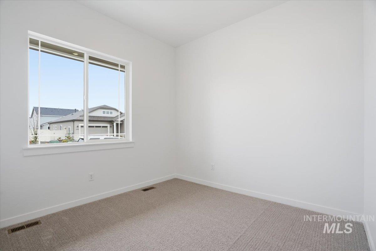 2309 N Ice Fire Ave, Star, Idaho 83669, 3 Bedrooms, 2 Bathrooms, Residential For Sale, Price $554,990,MLS 98969037