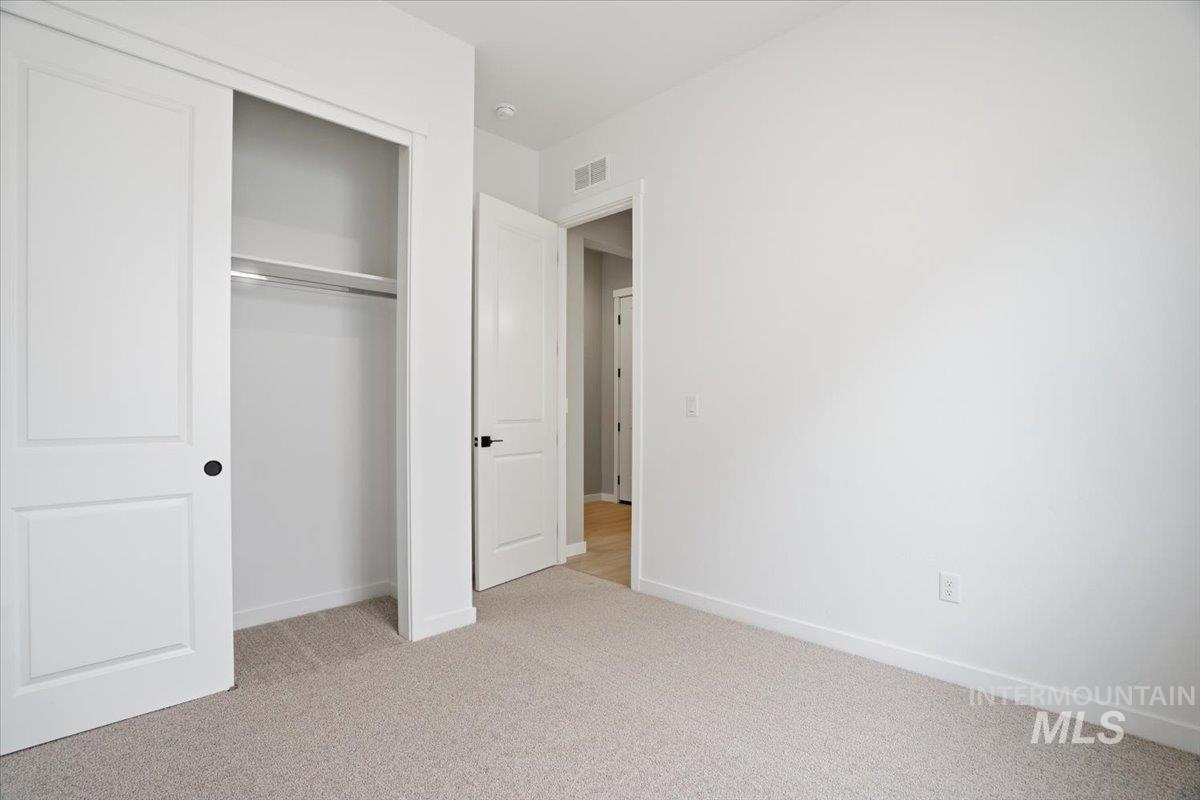 2309 N Ice Fire Ave, Star, Idaho 83669, 3 Bedrooms, 2 Bathrooms, Residential For Sale, Price $554,990,MLS 98969037