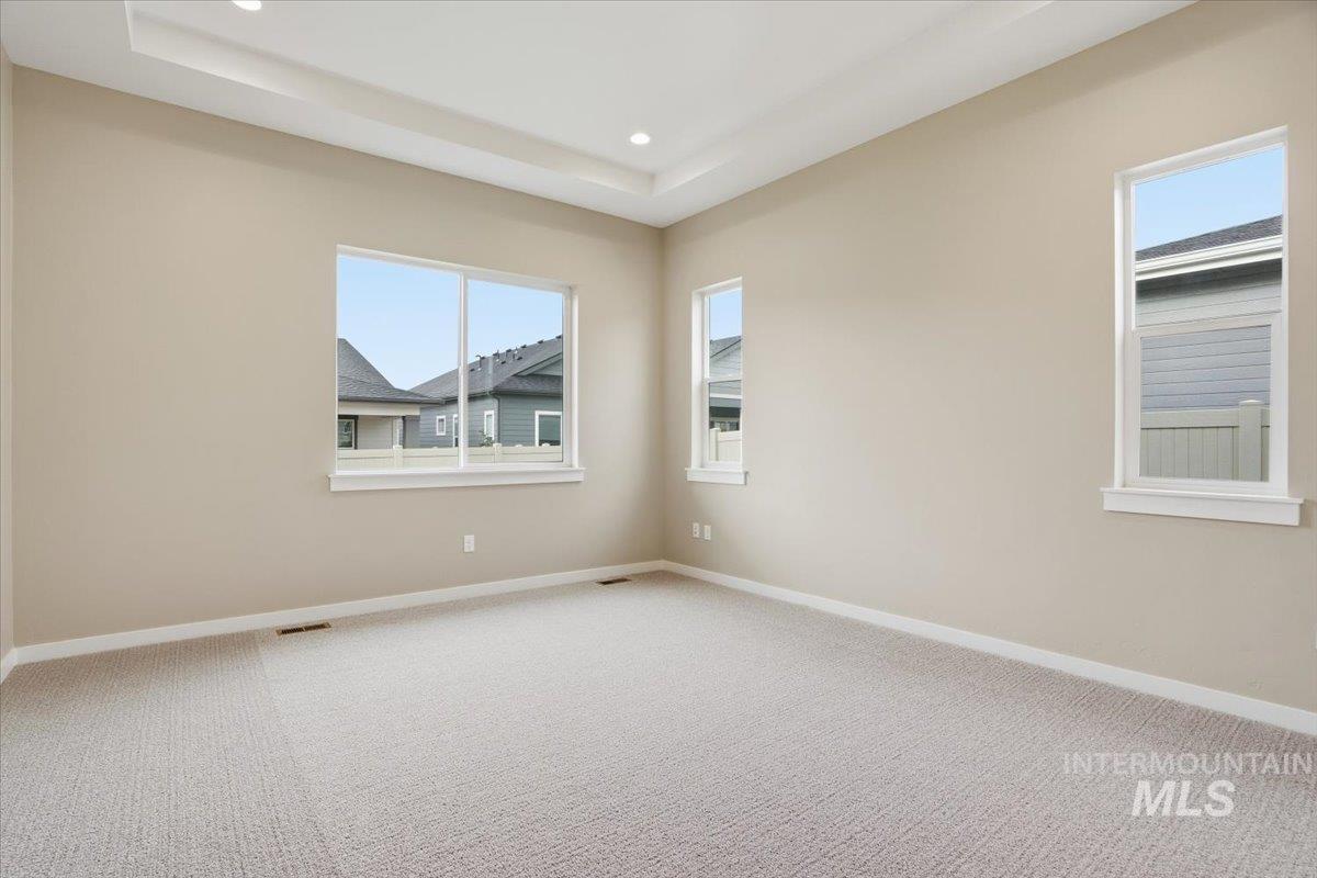 2309 N Ice Fire Ave, Star, Idaho 83669, 3 Bedrooms, 2 Bathrooms, Residential For Sale, Price $554,990,MLS 98969037