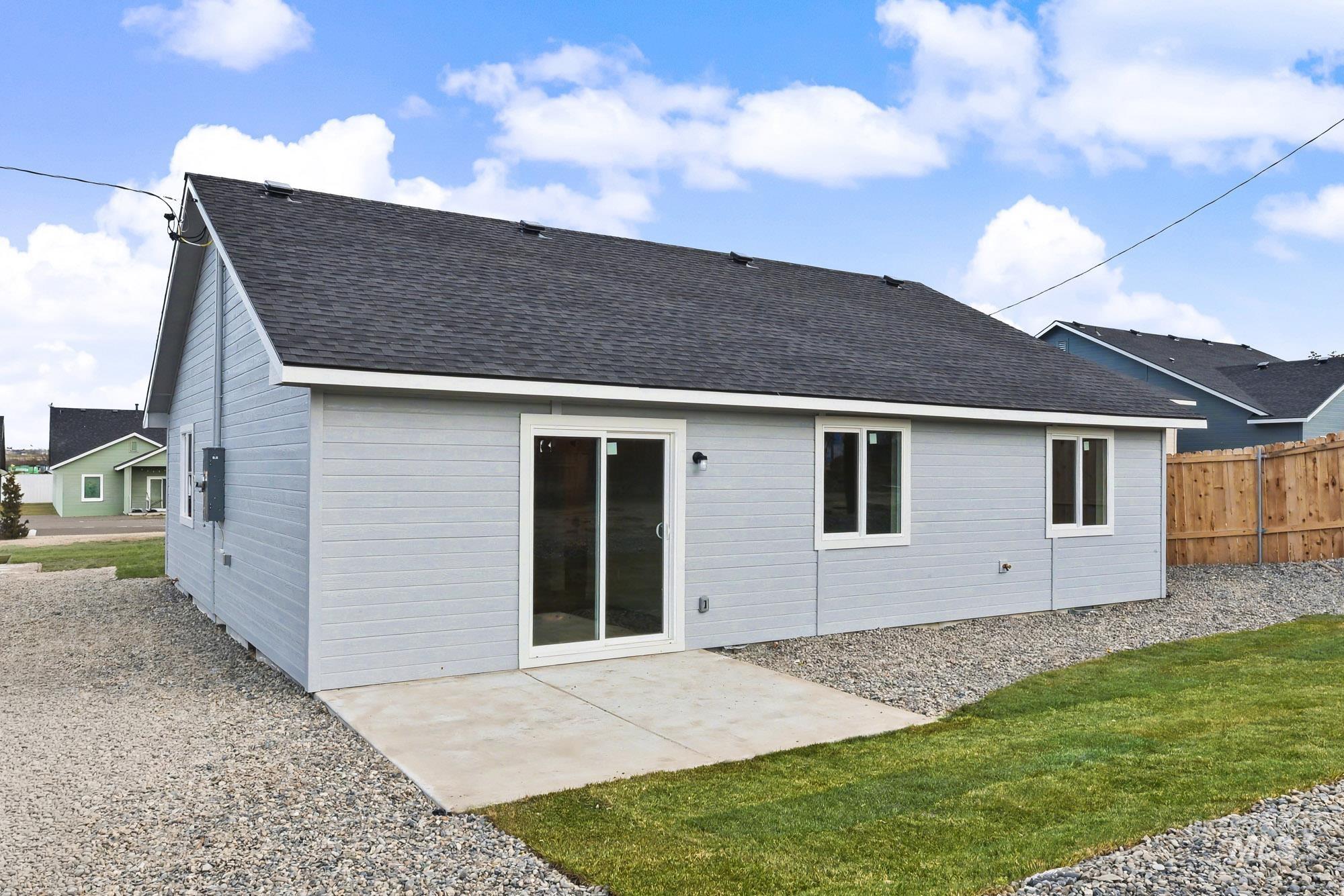 326 Packer Lane, Homedale, Idaho 83628, 3 Bedrooms, 2 Bathrooms, Residential For Sale, Price $335,000,MLS 98969038