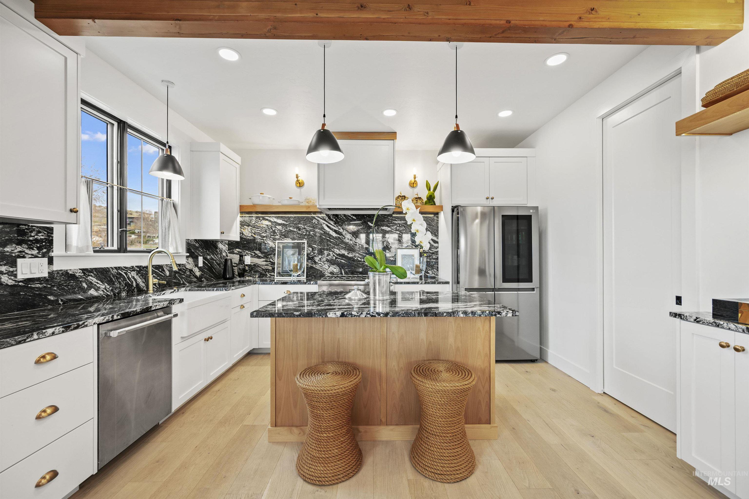 646 N Avenue H Avenue, Boise, Idaho 83712, 3 Bedrooms, 3.5 Bathrooms, Residential For Sale, Price $917,000,MLS 98969039