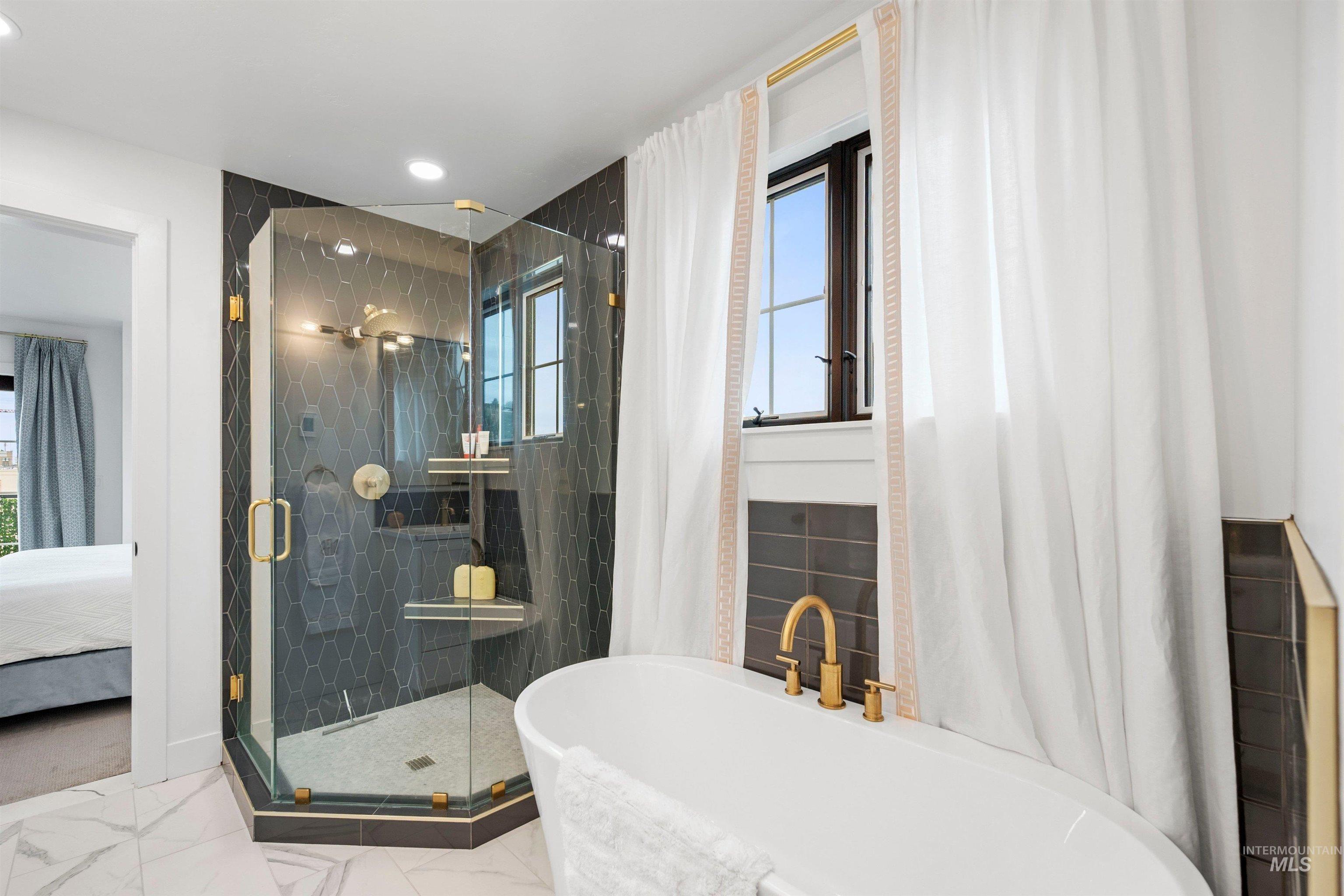 646 N Avenue H Avenue, Boise, Idaho 83712, 3 Bedrooms, 3.5 Bathrooms, Residential For Sale, Price $917,000,MLS 98969039