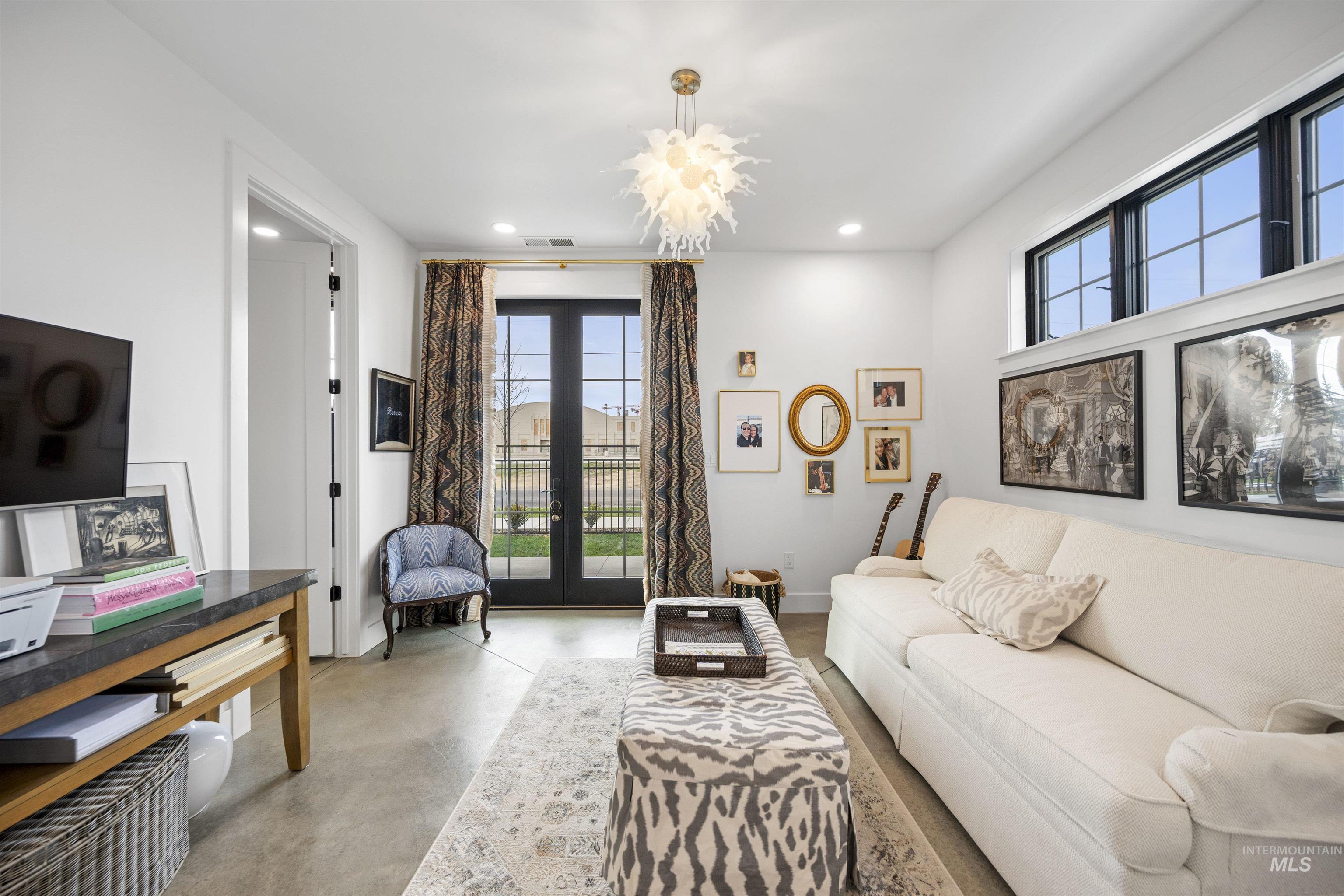 646 N Avenue H Avenue, Boise, Idaho 83712, 3 Bedrooms, 3.5 Bathrooms, Residential For Sale, Price $917,000,MLS 98969039