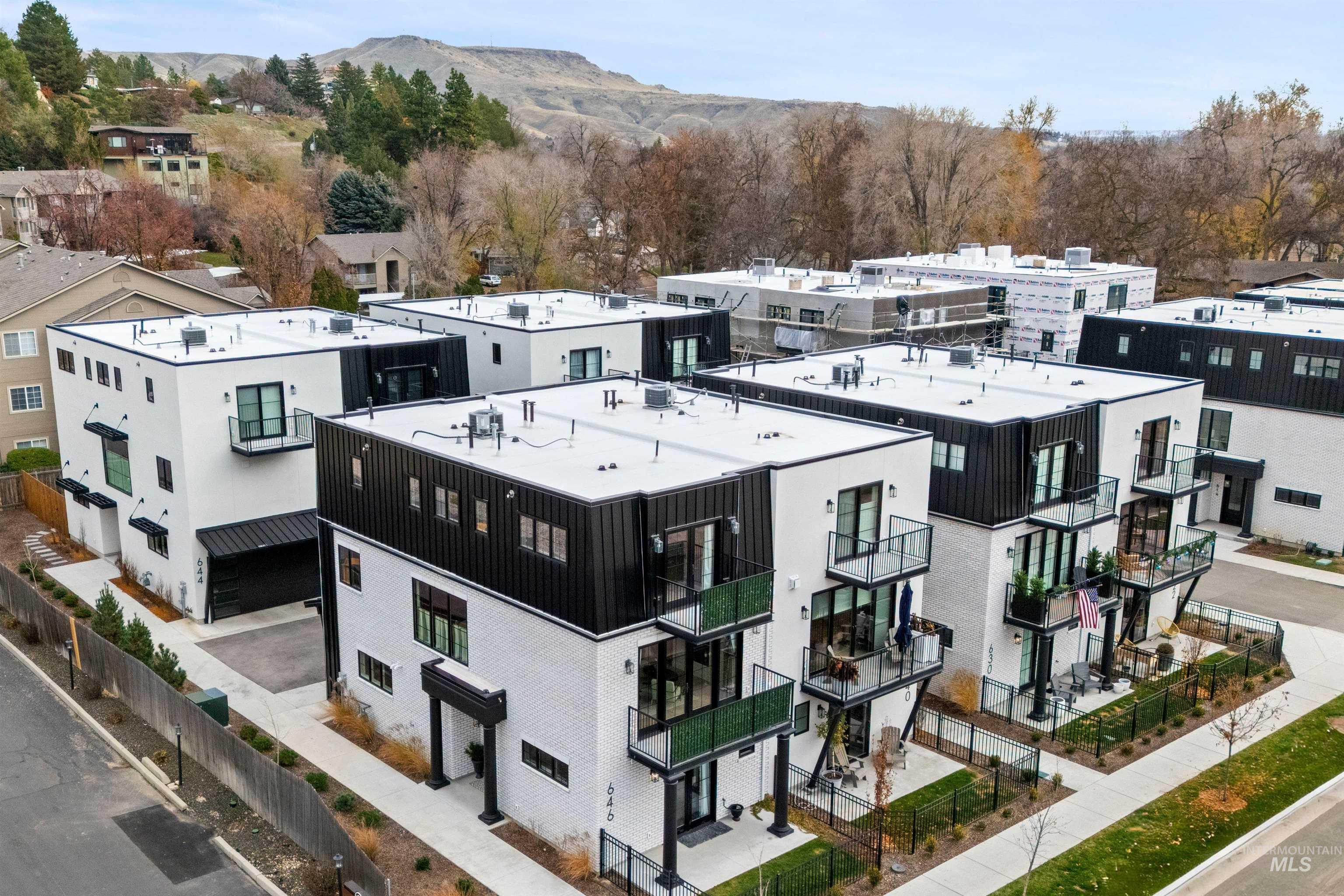 646 N Avenue H Avenue, Boise, Idaho 83712, 3 Bedrooms, 3.5 Bathrooms, Residential For Sale, Price $917,000,MLS 98969039