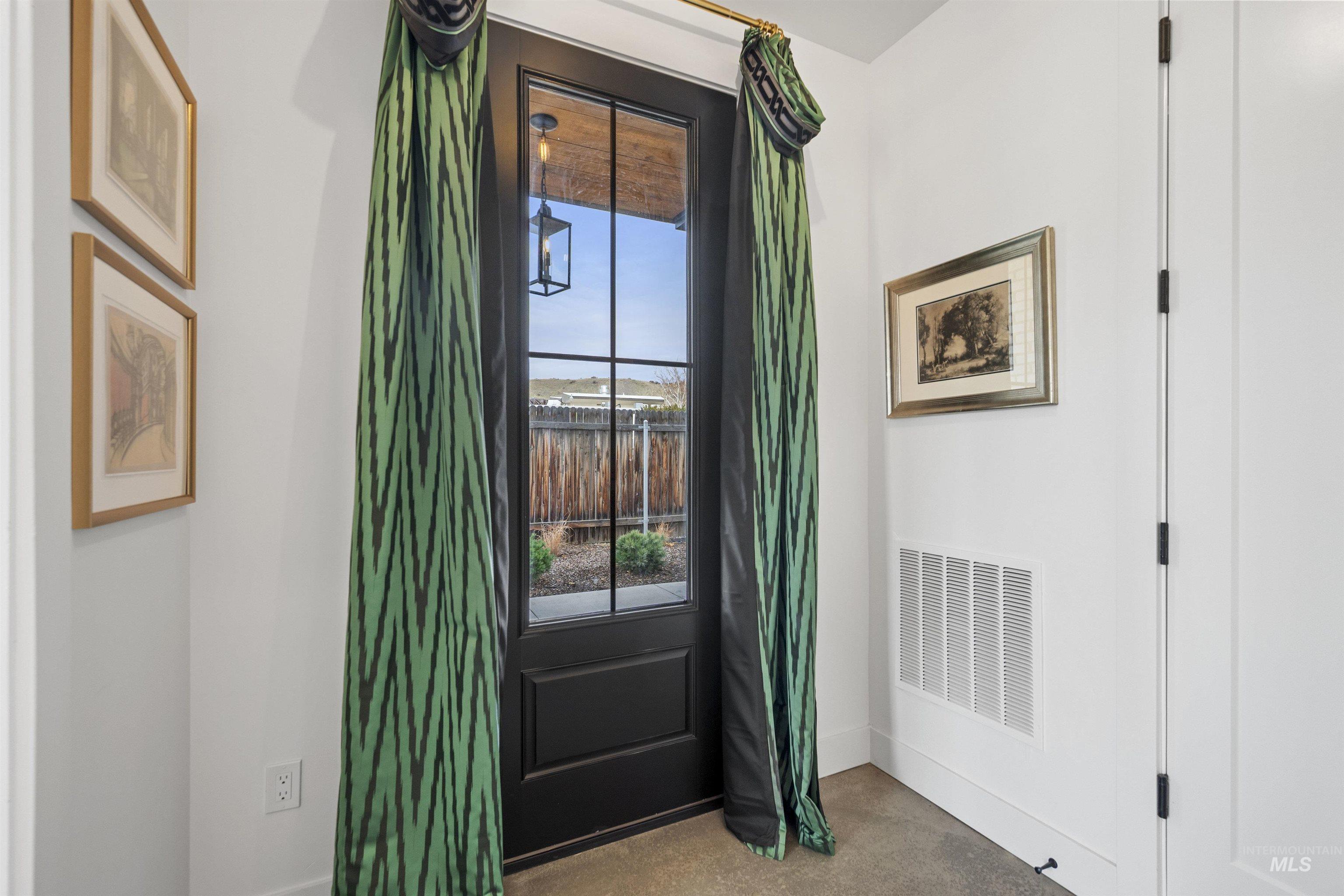 646 N Avenue H Avenue, Boise, Idaho 83712, 3 Bedrooms, 3.5 Bathrooms, Residential For Sale, Price $917,000,MLS 98969039