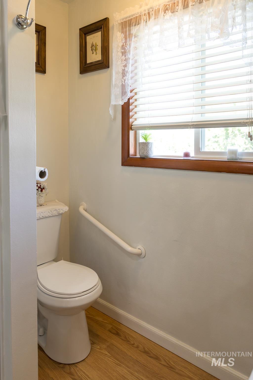 226 N 21st St, Payette, Idaho 83661, 4 Bedrooms, 2.5 Bathrooms, Residential For Sale, Price $390,000,MLS 98969040