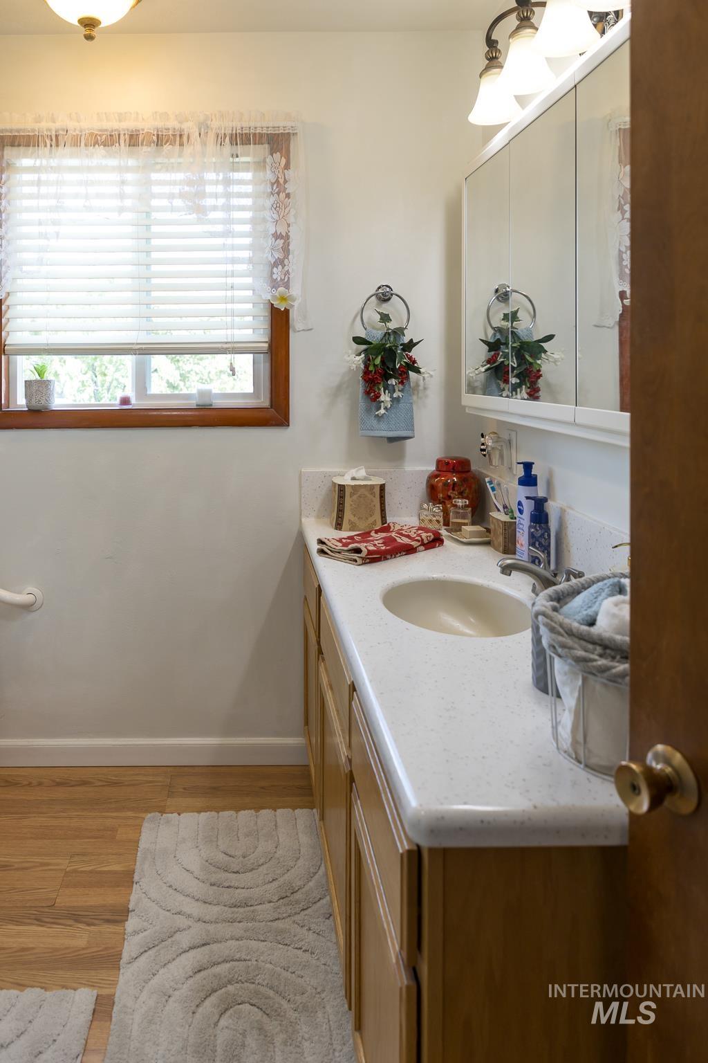 226 N 21st St, Payette, Idaho 83661, 4 Bedrooms, 2.5 Bathrooms, Residential For Sale, Price $390,000,MLS 98969040