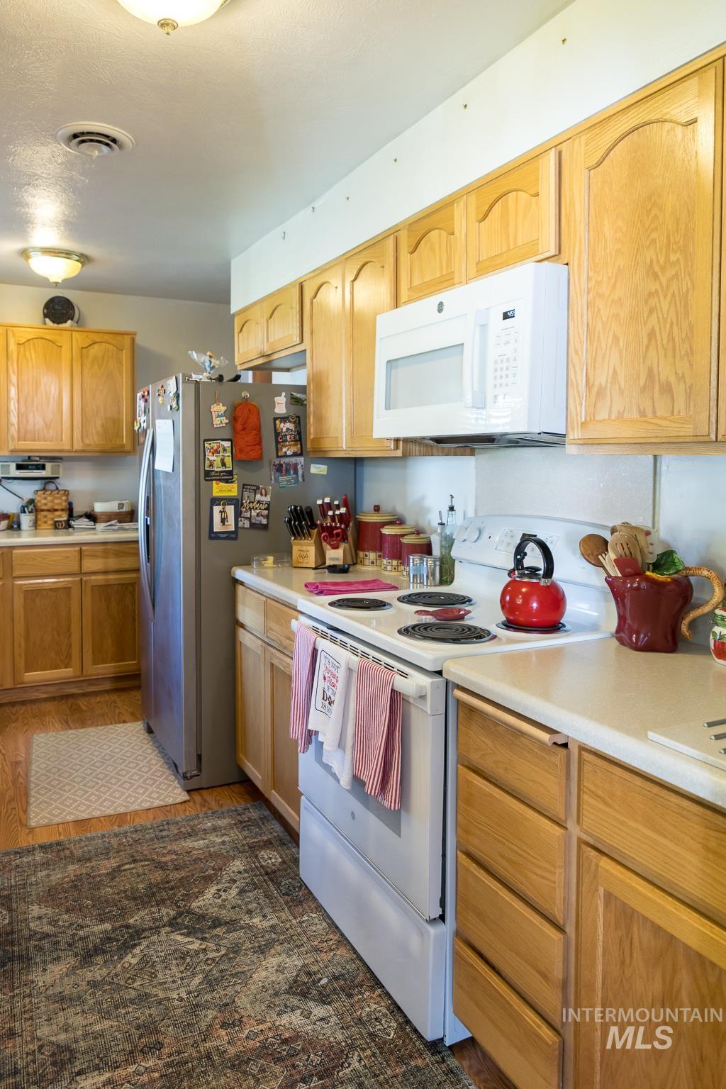 226 N 21st St, Payette, Idaho 83661, 4 Bedrooms, 2.5 Bathrooms, Residential For Sale, Price $390,000,MLS 98969040