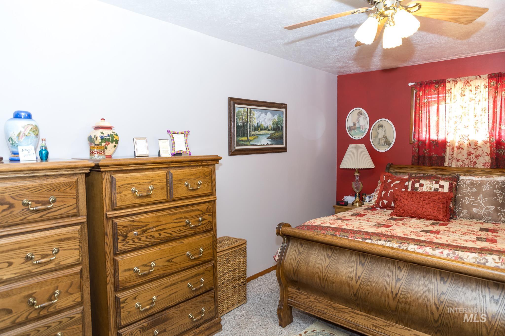 226 N 21st St, Payette, Idaho 83661, 4 Bedrooms, 2.5 Bathrooms, Residential For Sale, Price $390,000,MLS 98969040