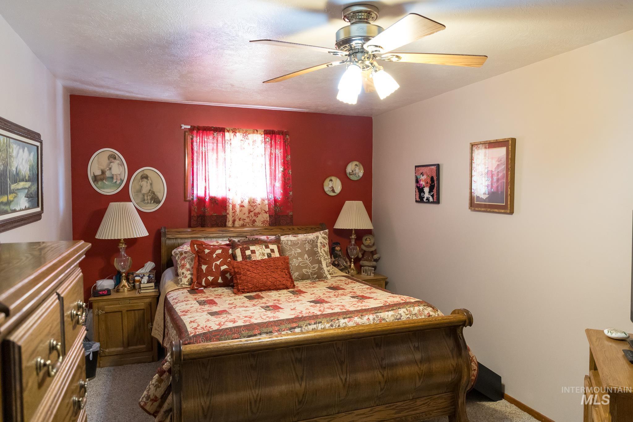 226 N 21st St, Payette, Idaho 83661, 4 Bedrooms, 2.5 Bathrooms, Residential For Sale, Price $390,000,MLS 98969040