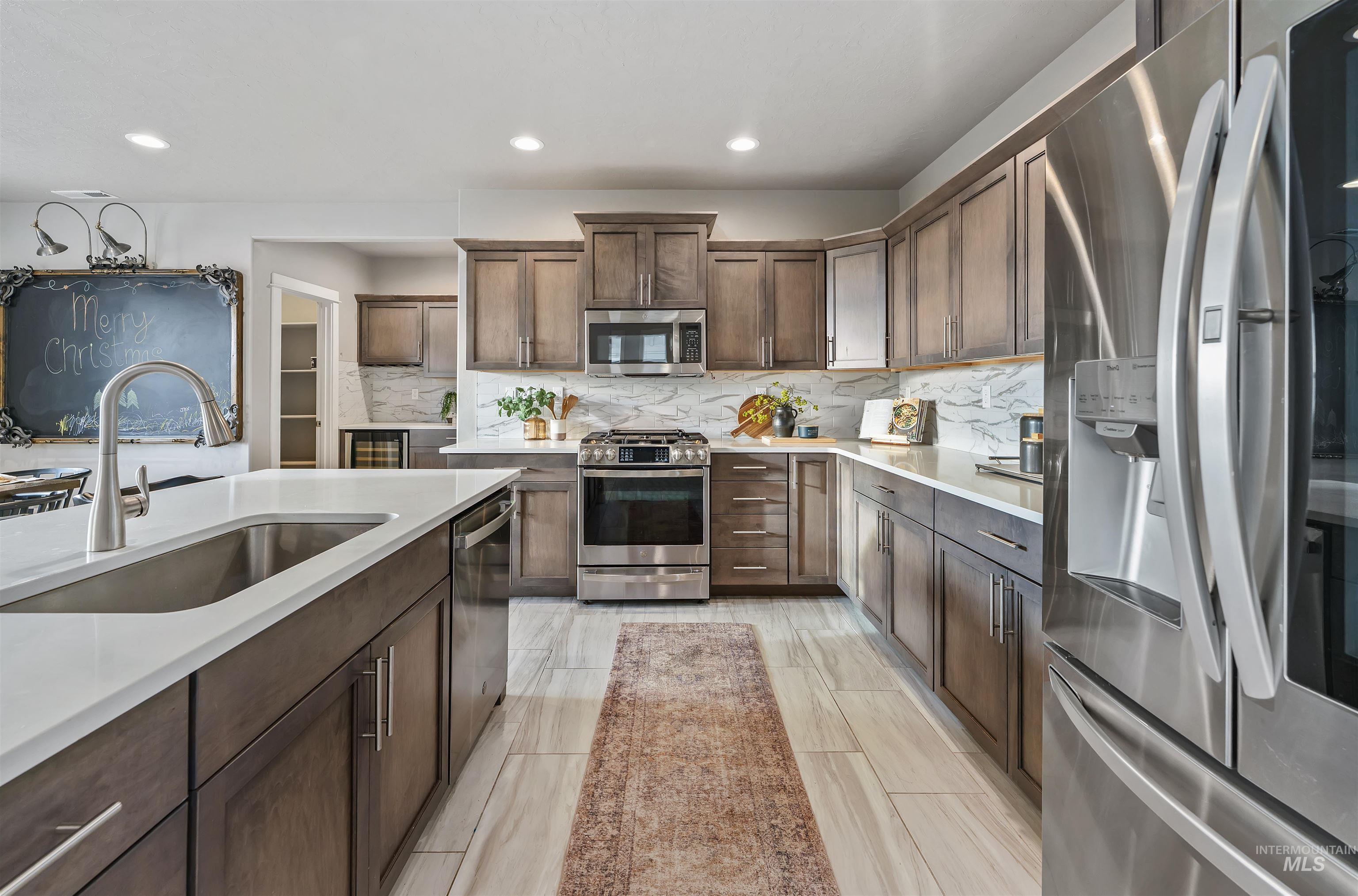 10775 W Royal Fern Court, Star, Idaho 83669, 4 Bedrooms, 4 Bathrooms, Residential For Sale, Price $729,999,MLS 98969041