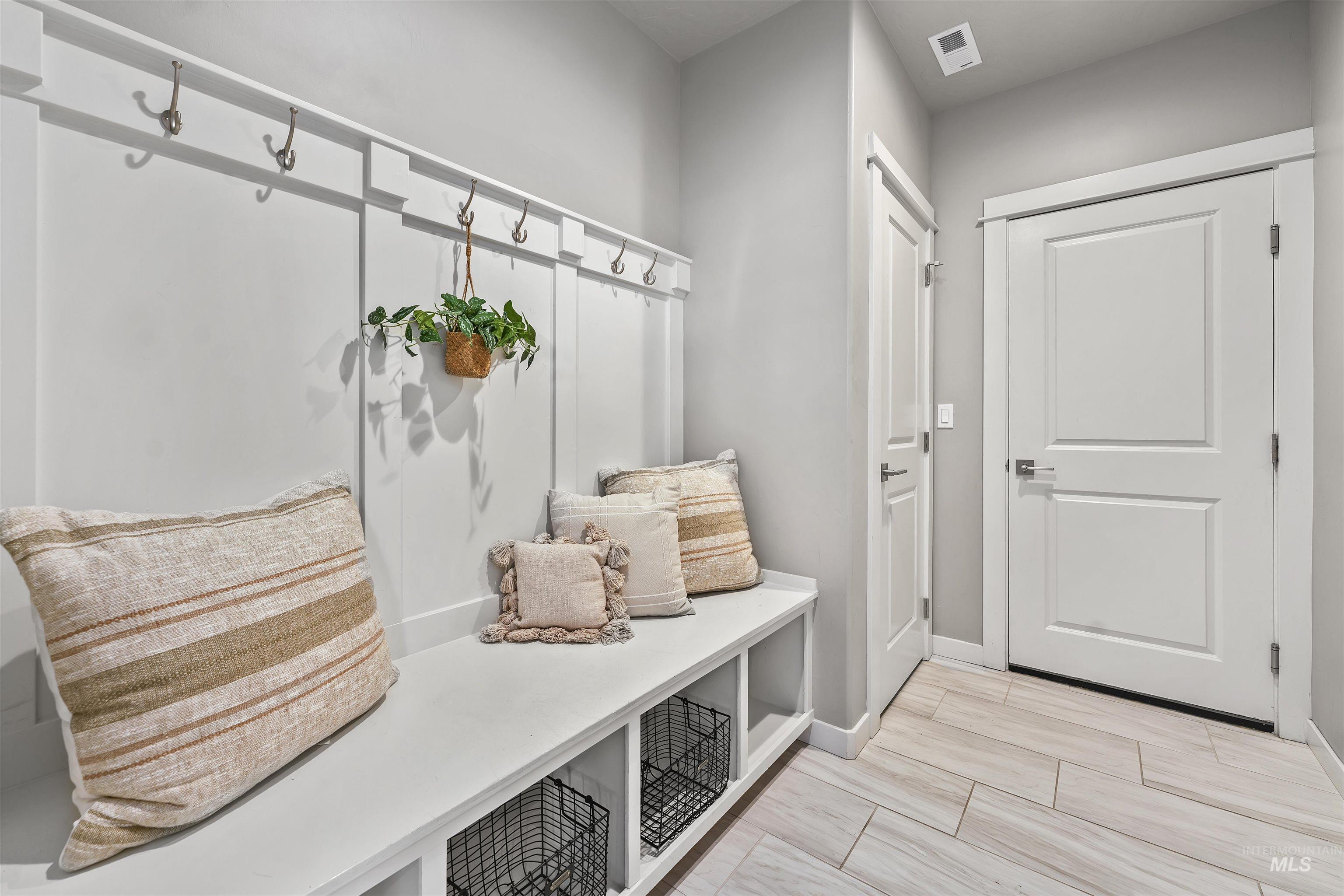 10775 W Royal Fern Court, Star, Idaho 83669, 4 Bedrooms, 4 Bathrooms, Residential For Sale, Price $729,999,MLS 98969041