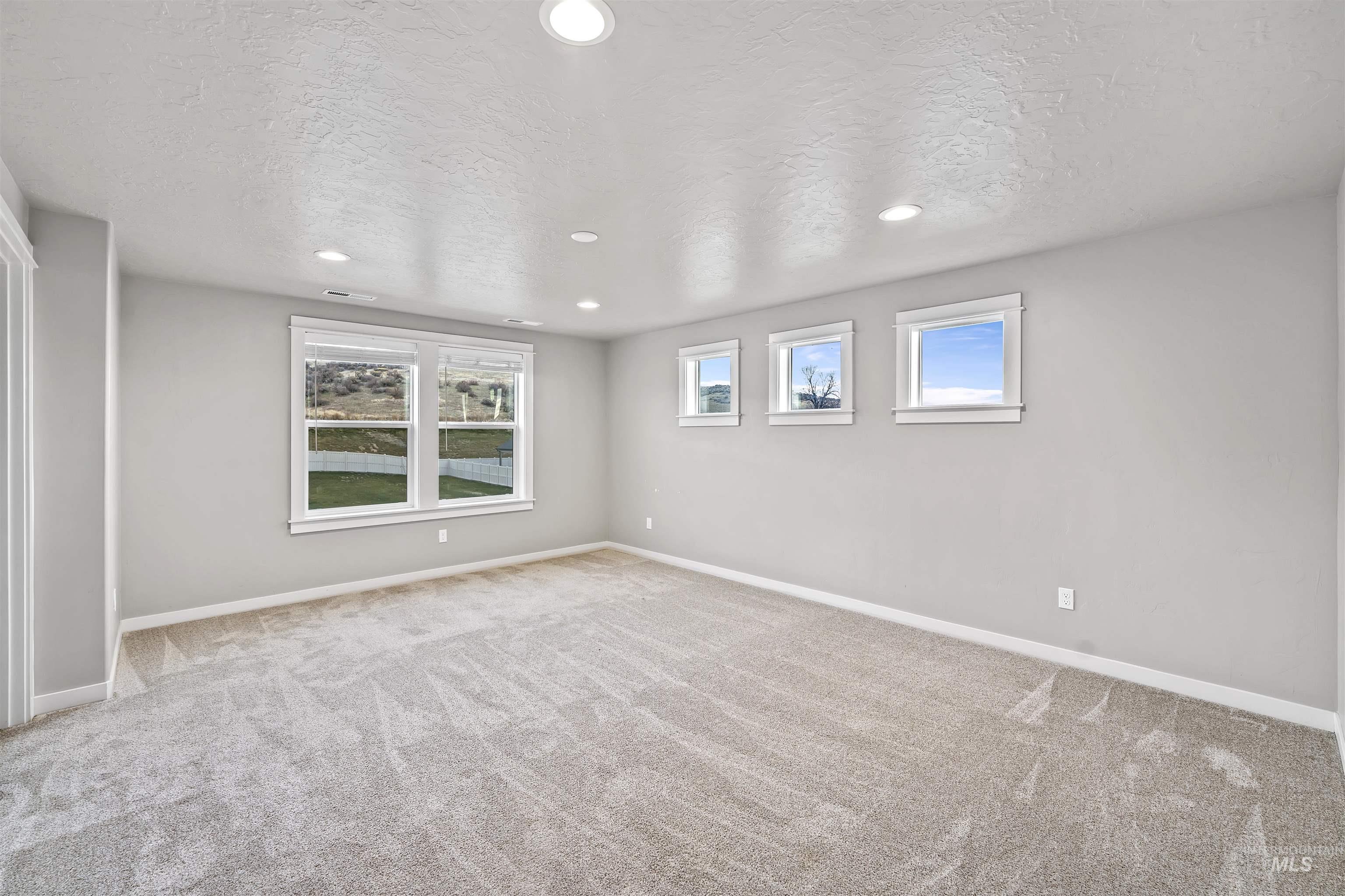 10775 W Royal Fern Court, Star, Idaho 83669, 4 Bedrooms, 4 Bathrooms, Residential For Sale, Price $729,999,MLS 98969041