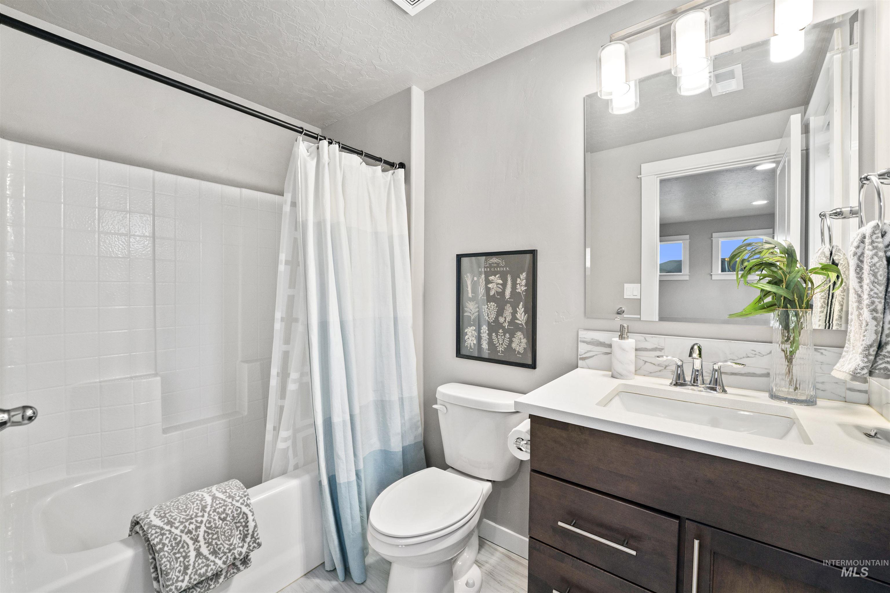 10775 W Royal Fern Court, Star, Idaho 83669, 4 Bedrooms, 4 Bathrooms, Residential For Sale, Price $729,999,MLS 98969041