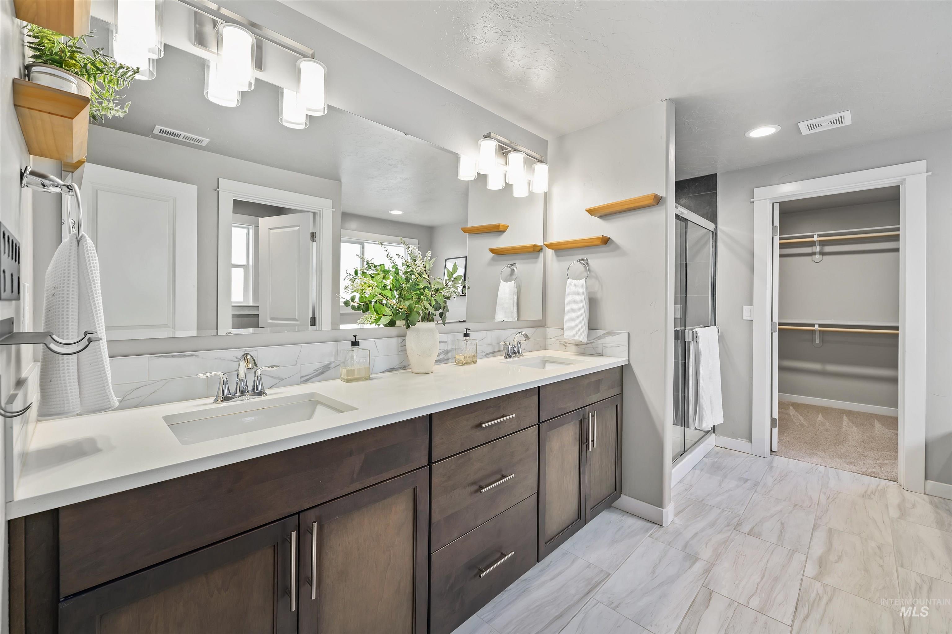 10775 W Royal Fern Court, Star, Idaho 83669, 4 Bedrooms, 4 Bathrooms, Residential For Sale, Price $729,999,MLS 98969041