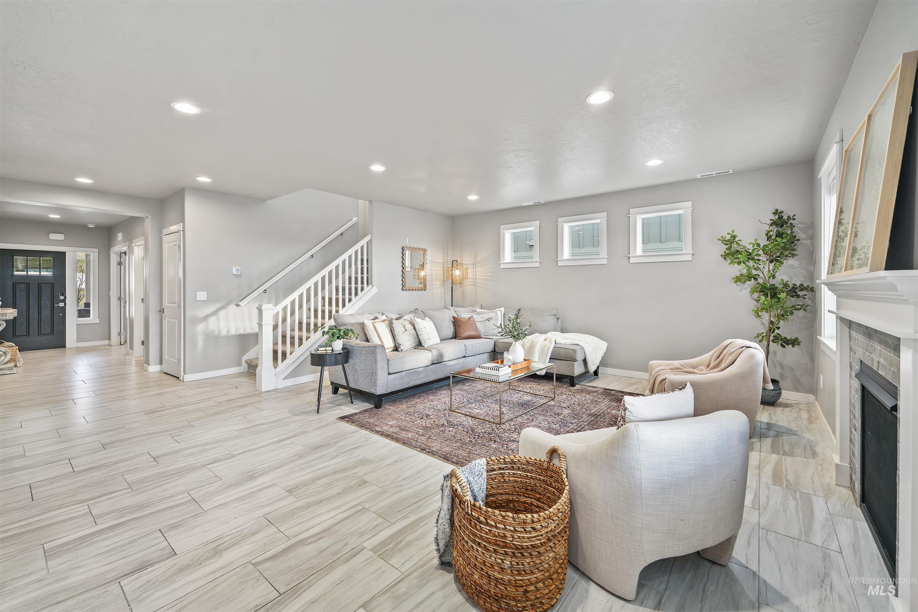 10775 W Royal Fern Court, Star, Idaho 83669, 4 Bedrooms, 4 Bathrooms, Residential For Sale, Price $729,999,MLS 98969041