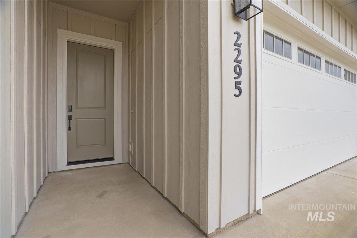 2295 N Ice Fire Ave, Star, Idaho 83669, 4 Bedrooms, 3 Bathrooms, Residential For Sale, Price $574,990,MLS 98969042