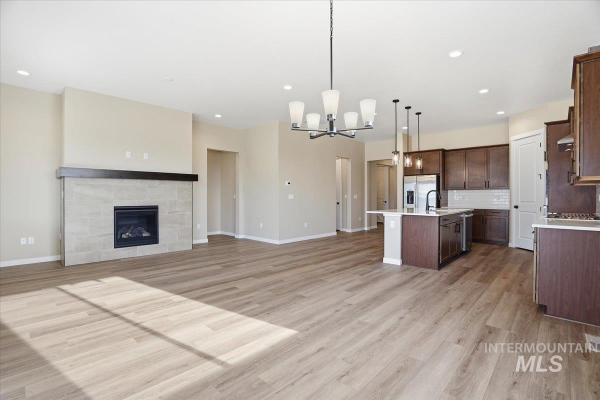 2295 N Ice Fire Ave, Star, Idaho 83669, 4 Bedrooms, 3 Bathrooms, Residential For Sale, Price $574,990,MLS 98969042