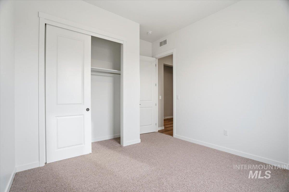 2295 N Ice Fire Ave, Star, Idaho 83669, 4 Bedrooms, 3 Bathrooms, Residential For Sale, Price $574,990,MLS 98969042