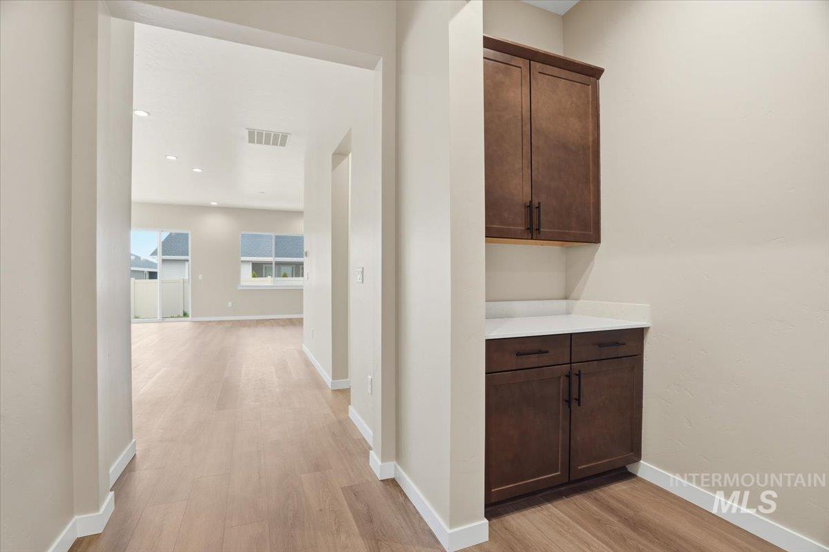 2295 N Ice Fire Ave, Star, Idaho 83669, 4 Bedrooms, 3 Bathrooms, Residential For Sale, Price $574,990,MLS 98969042